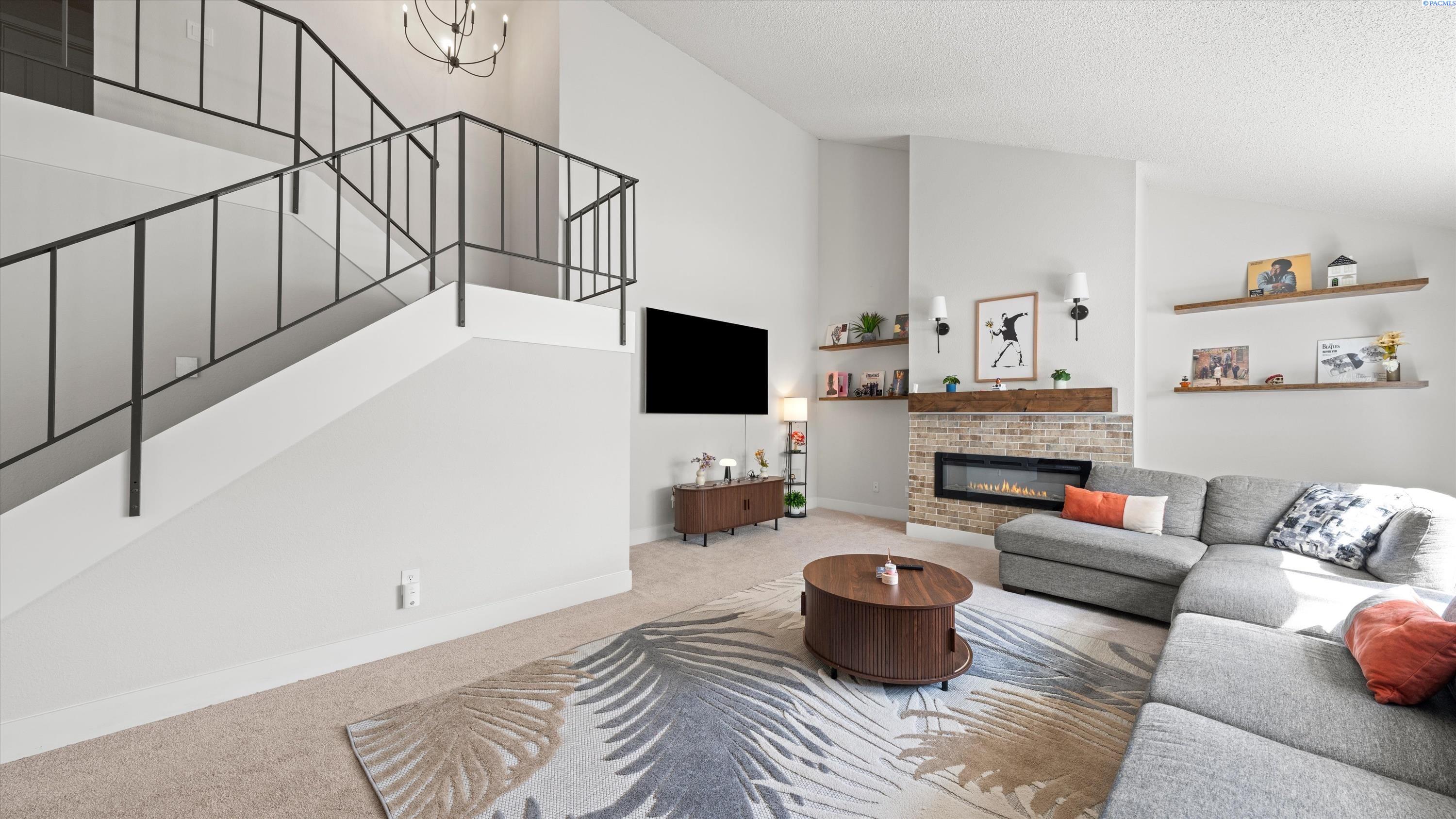 4214 W Klamath Ave #B1, Kennewick, WA 99336