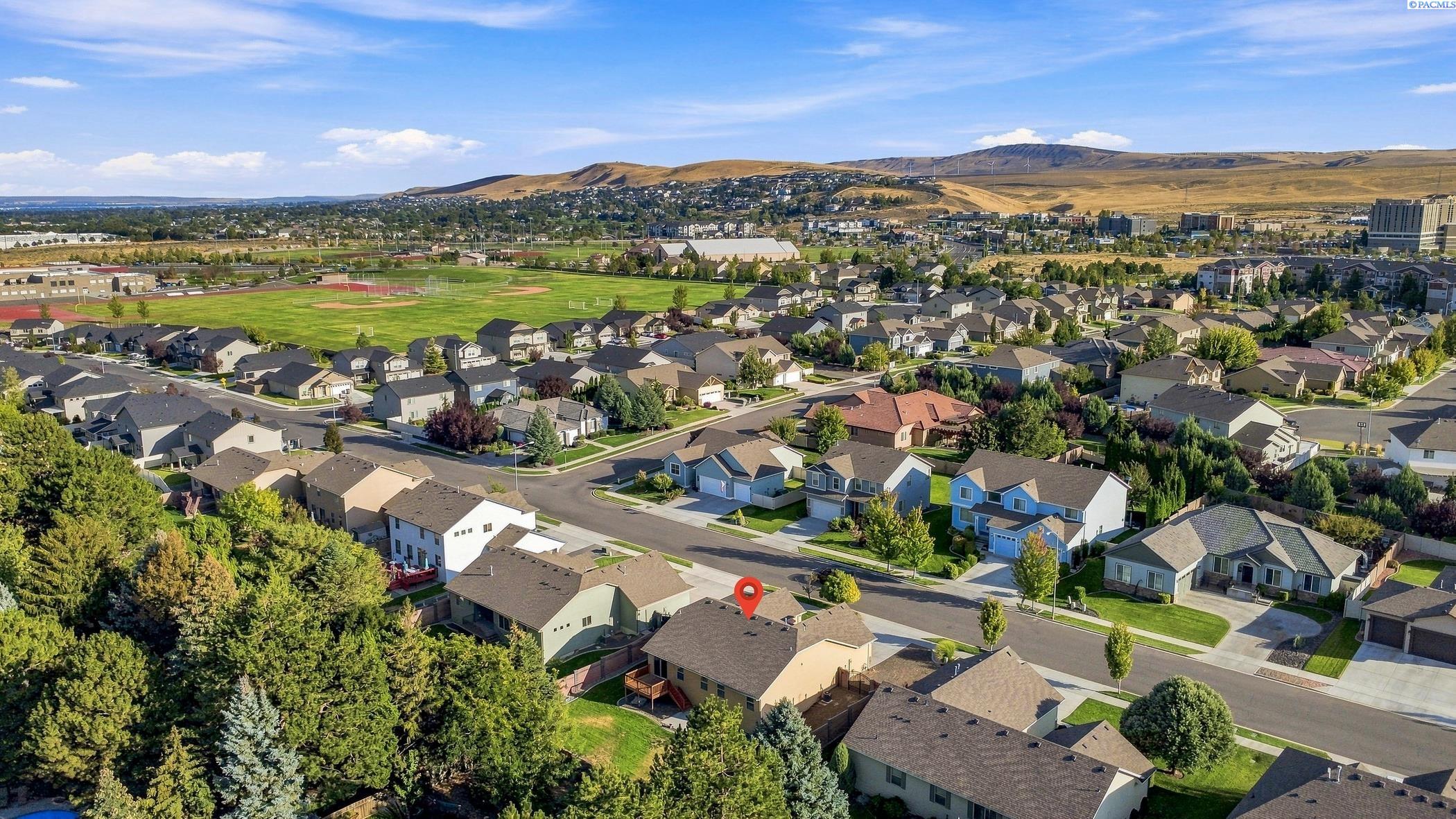 5208 W 28th Ave, Kennewick, WA 99338