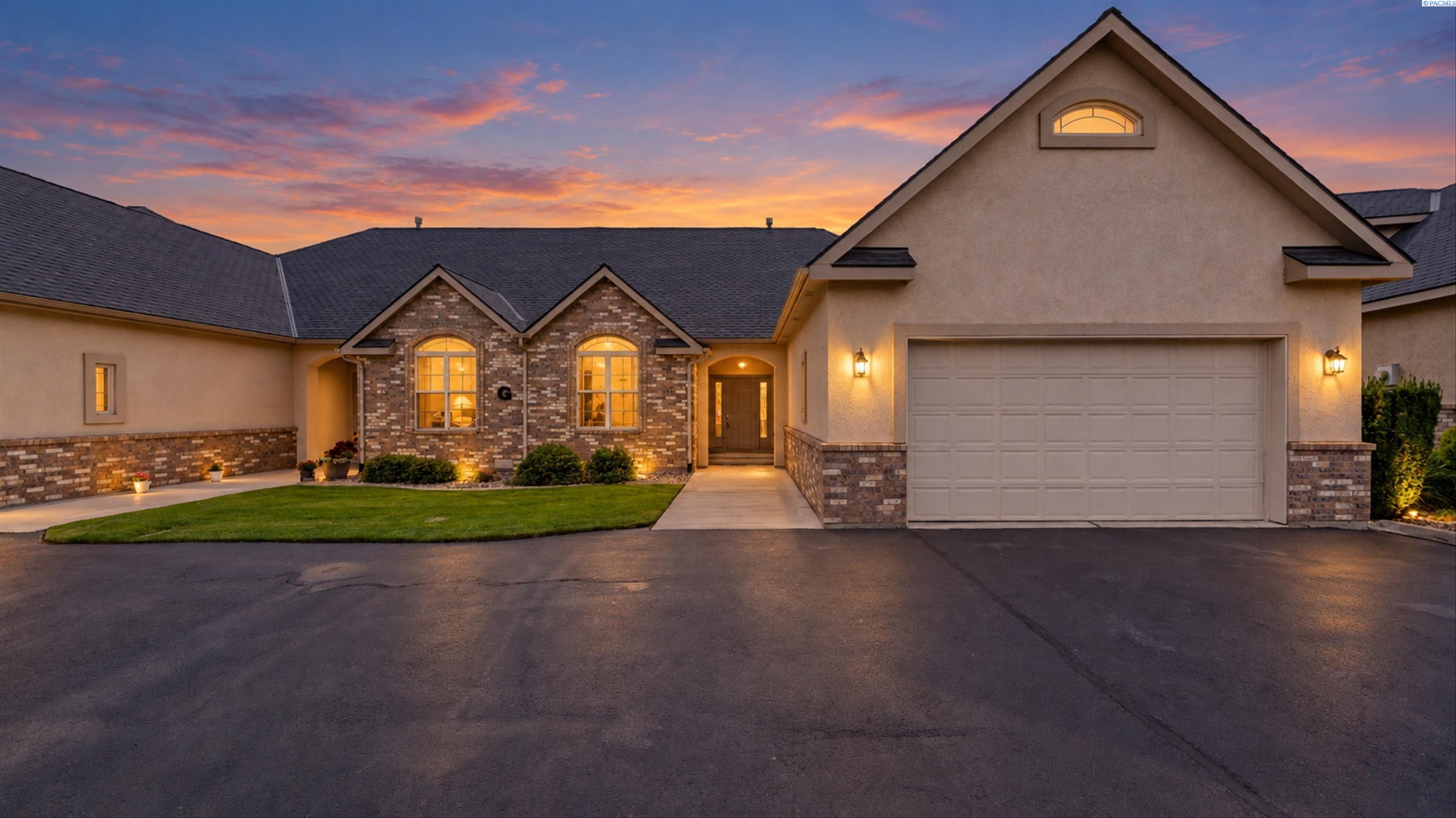 3710 W Canyon Lakes Dr #G102, Kennewick, WA 99337