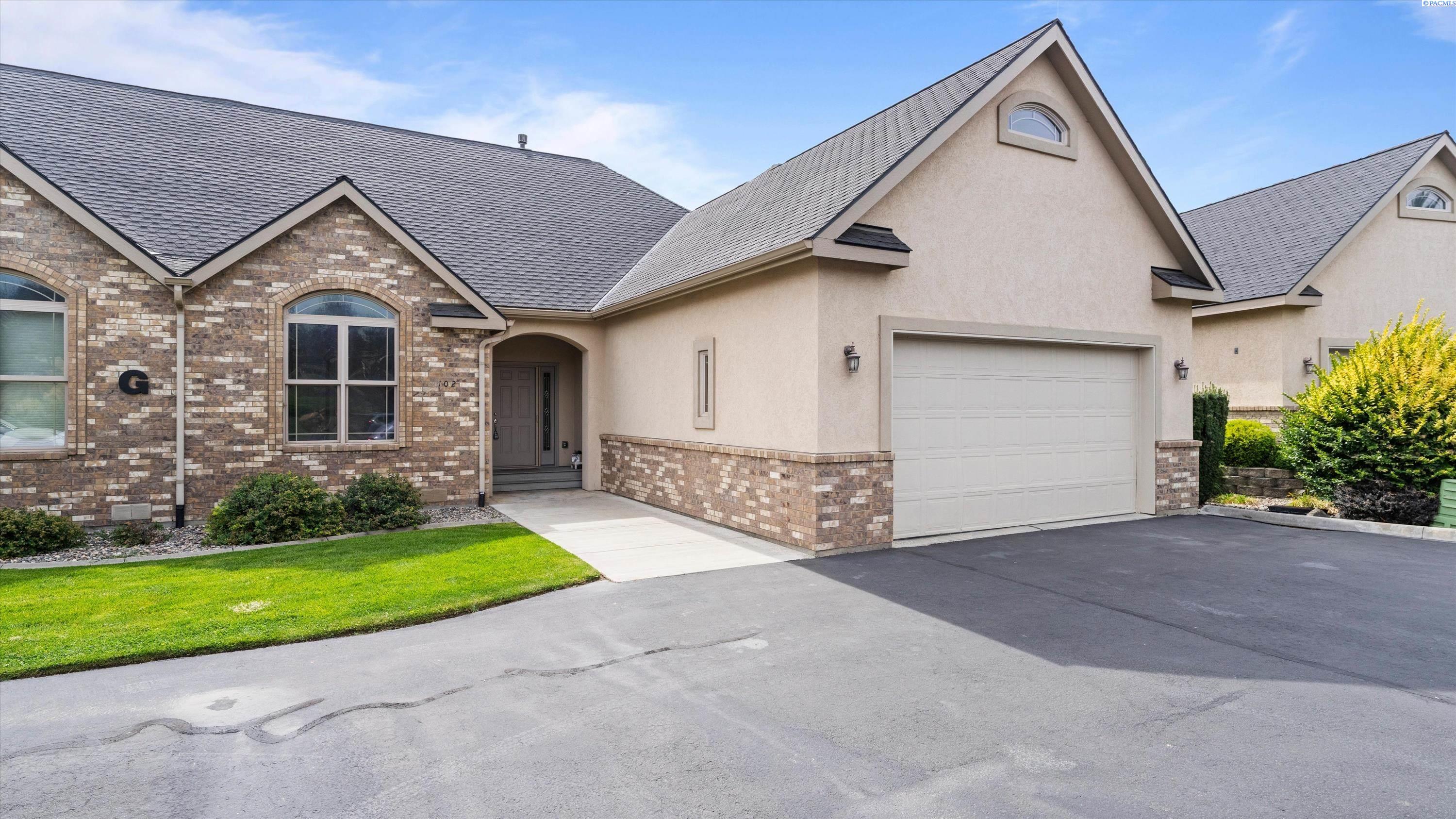 3710 W Canyon Lakes Dr #G102, Kennewick, WA 99337
