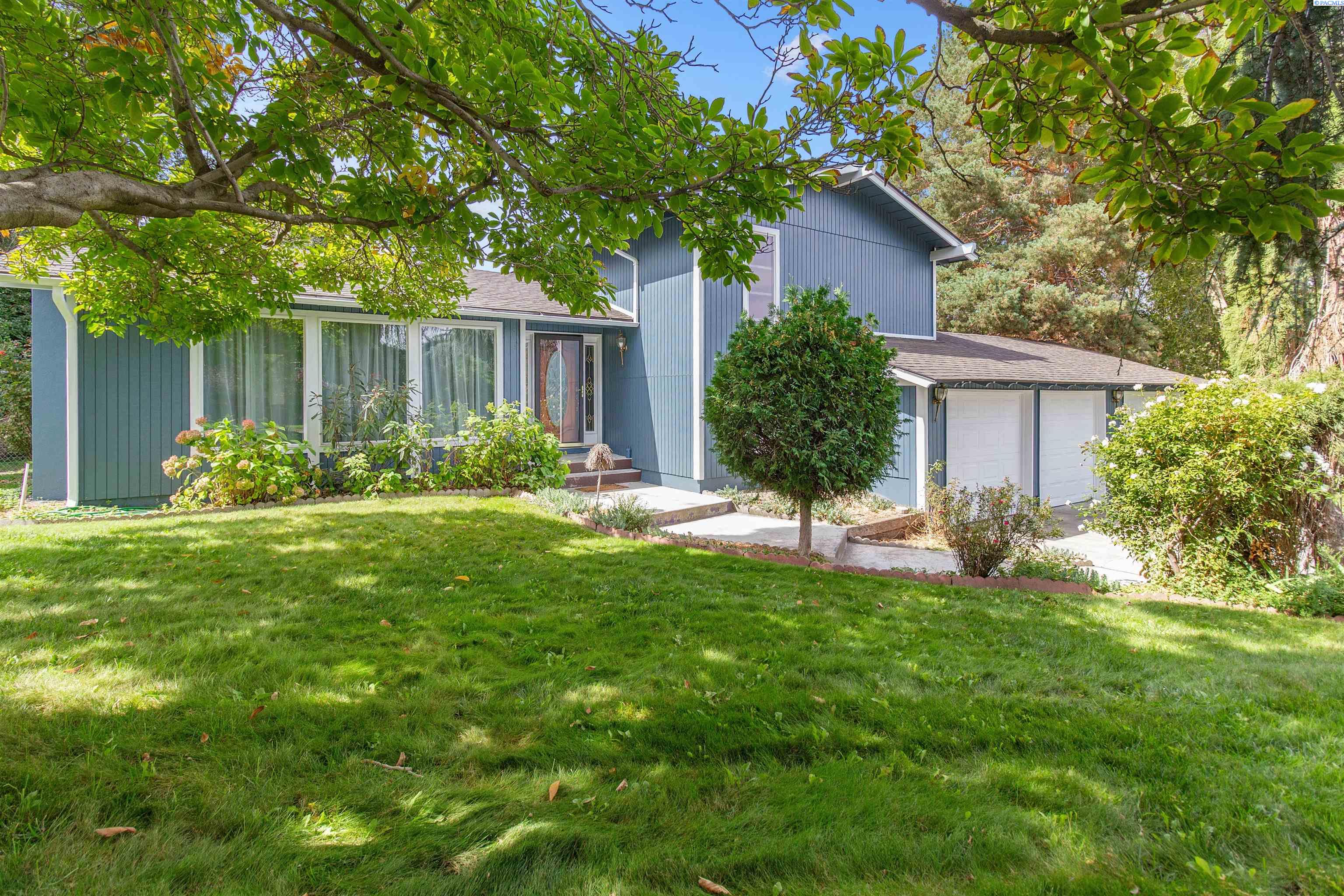 2017 Sheridan Pl, Richland, WA 99352