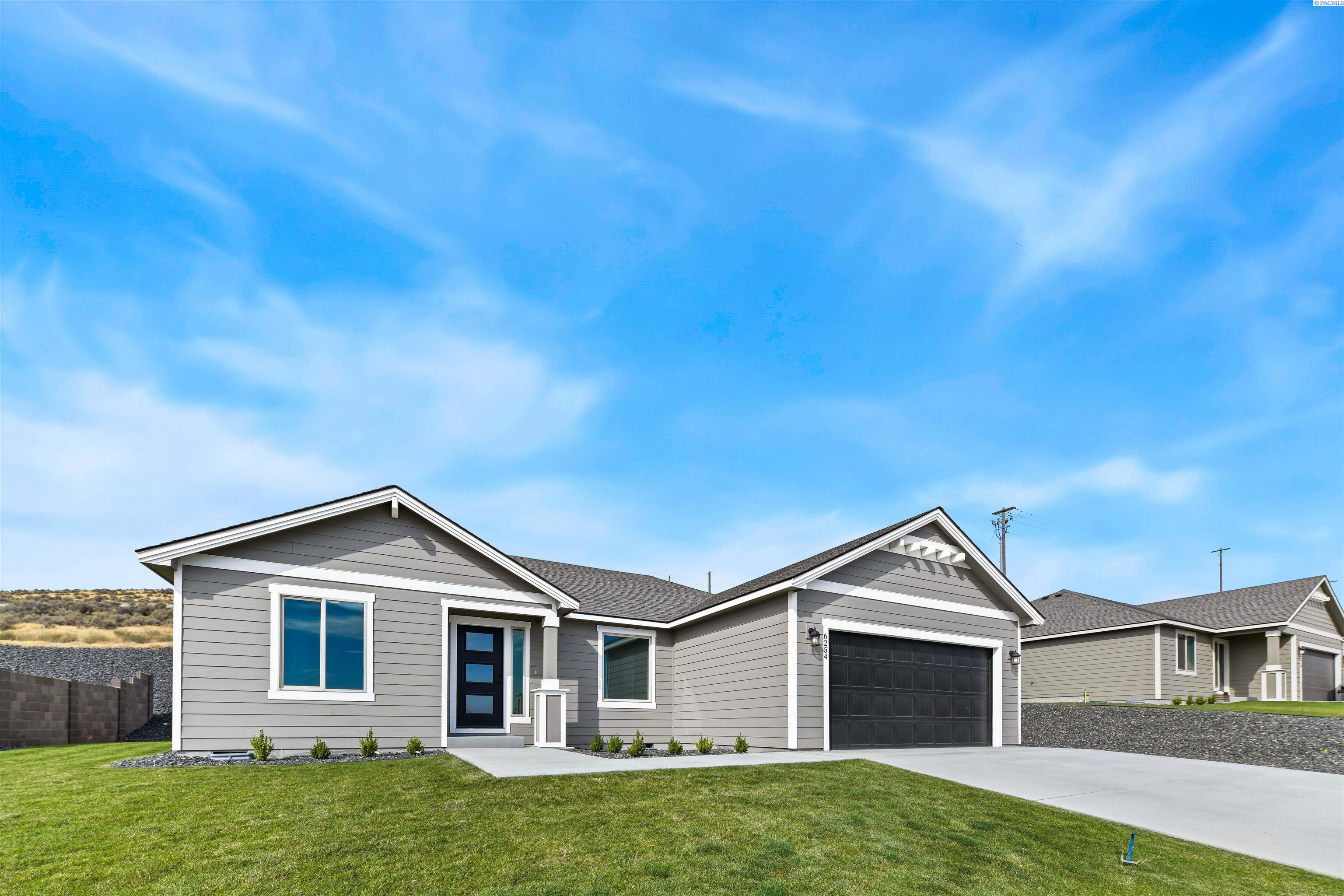6254 W 28th Ave, Kennewick, WA 99338