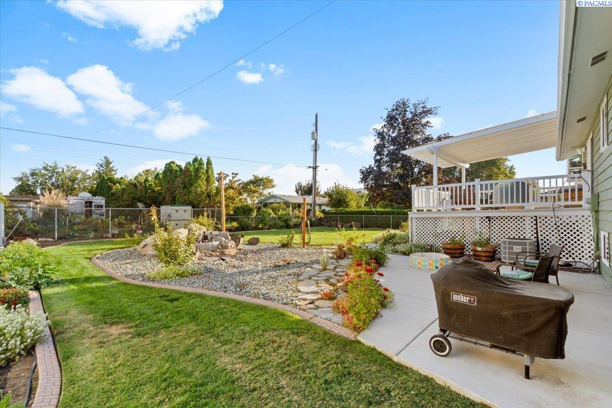 1441 Arbor St, Richland, WA 99352