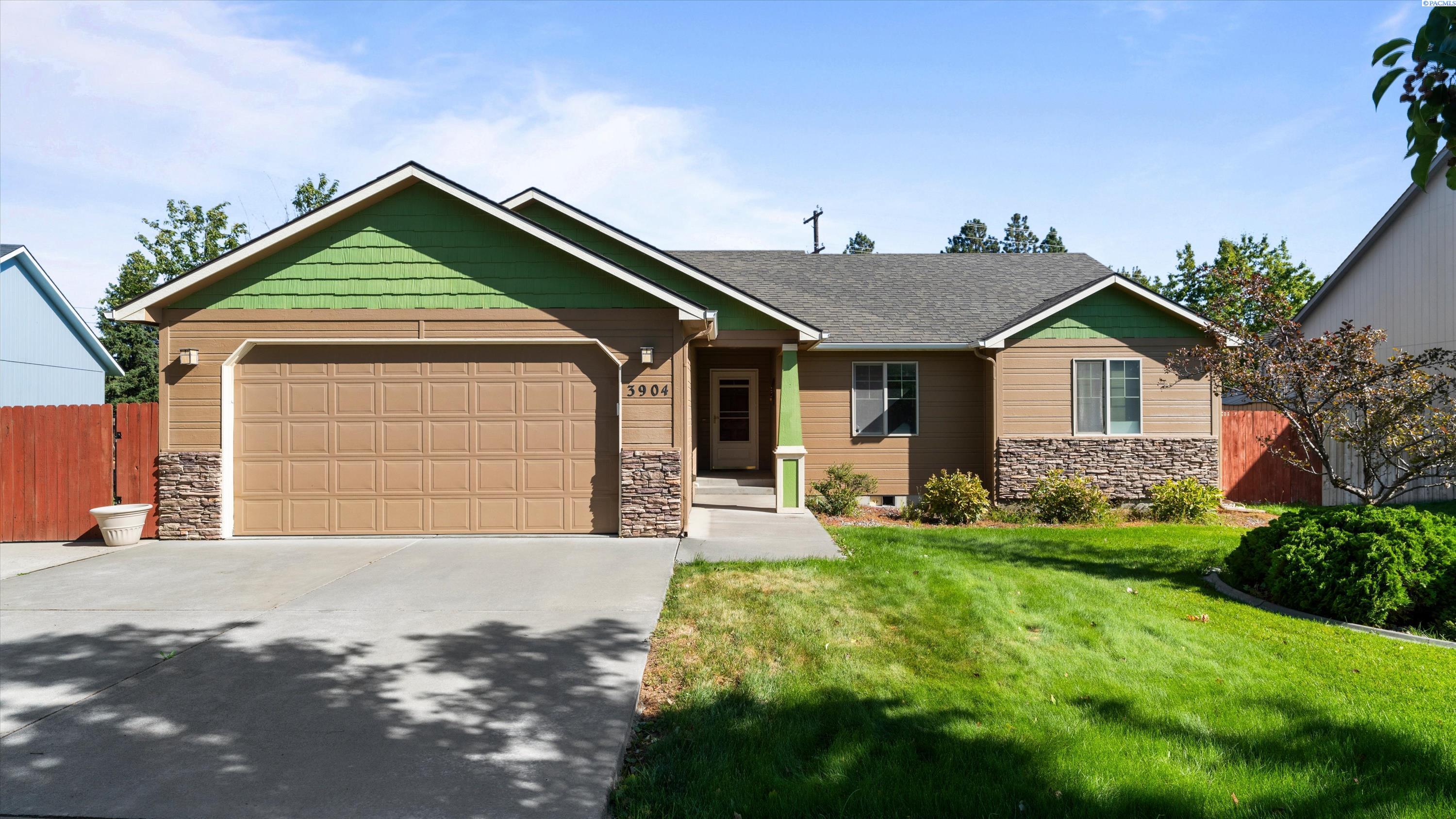 3904 W 19th Ct, Kennewick, WA 99338