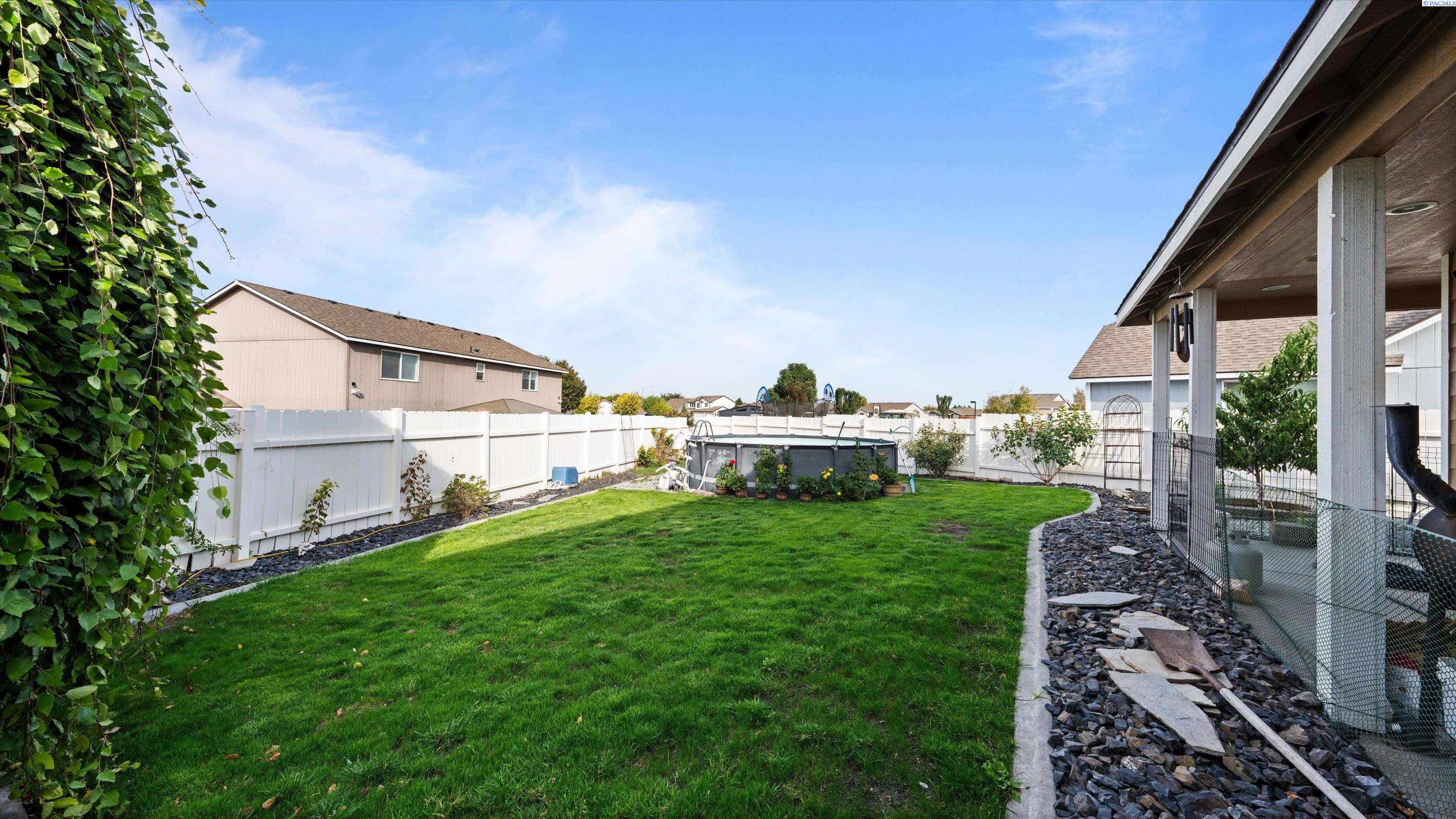 5611 Mckinley Ct, Pasco, WA 99301