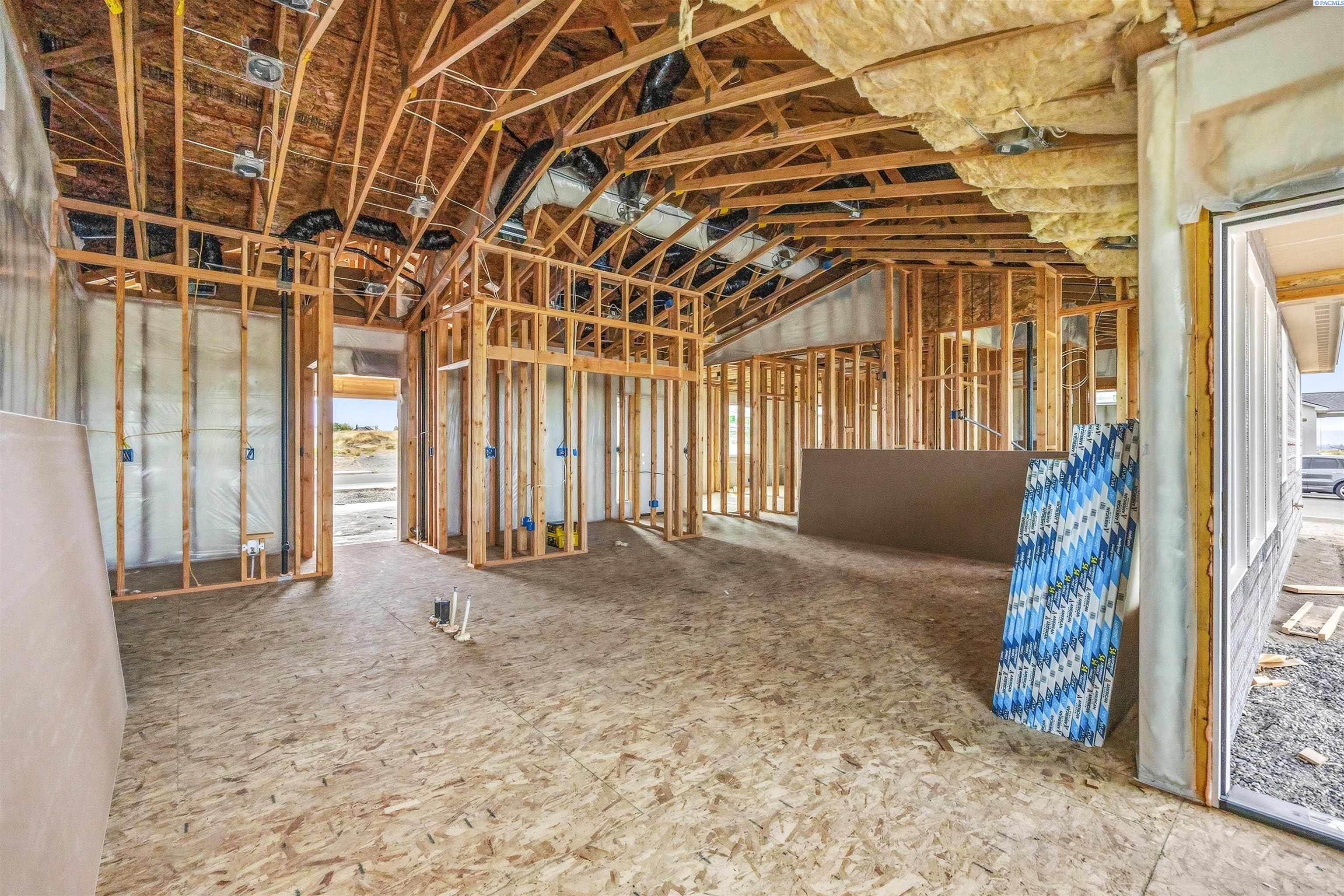 610 Eureka Ave, Pasco, WA 99301