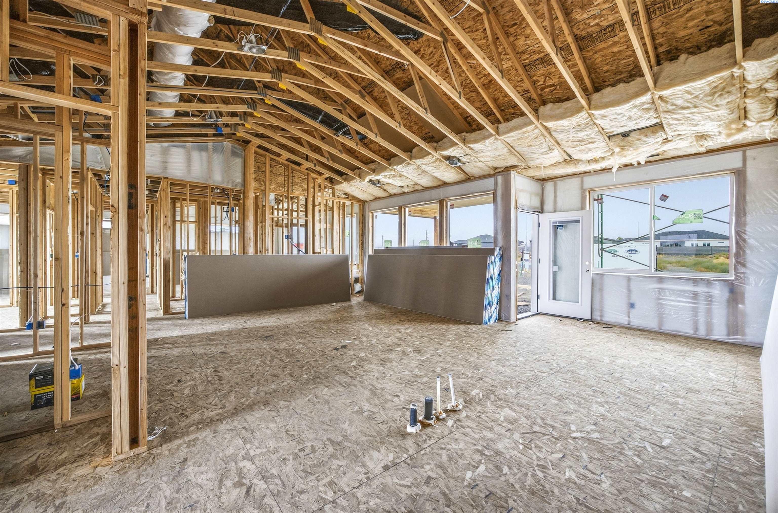 610 Eureka Ave, Pasco, WA 99301