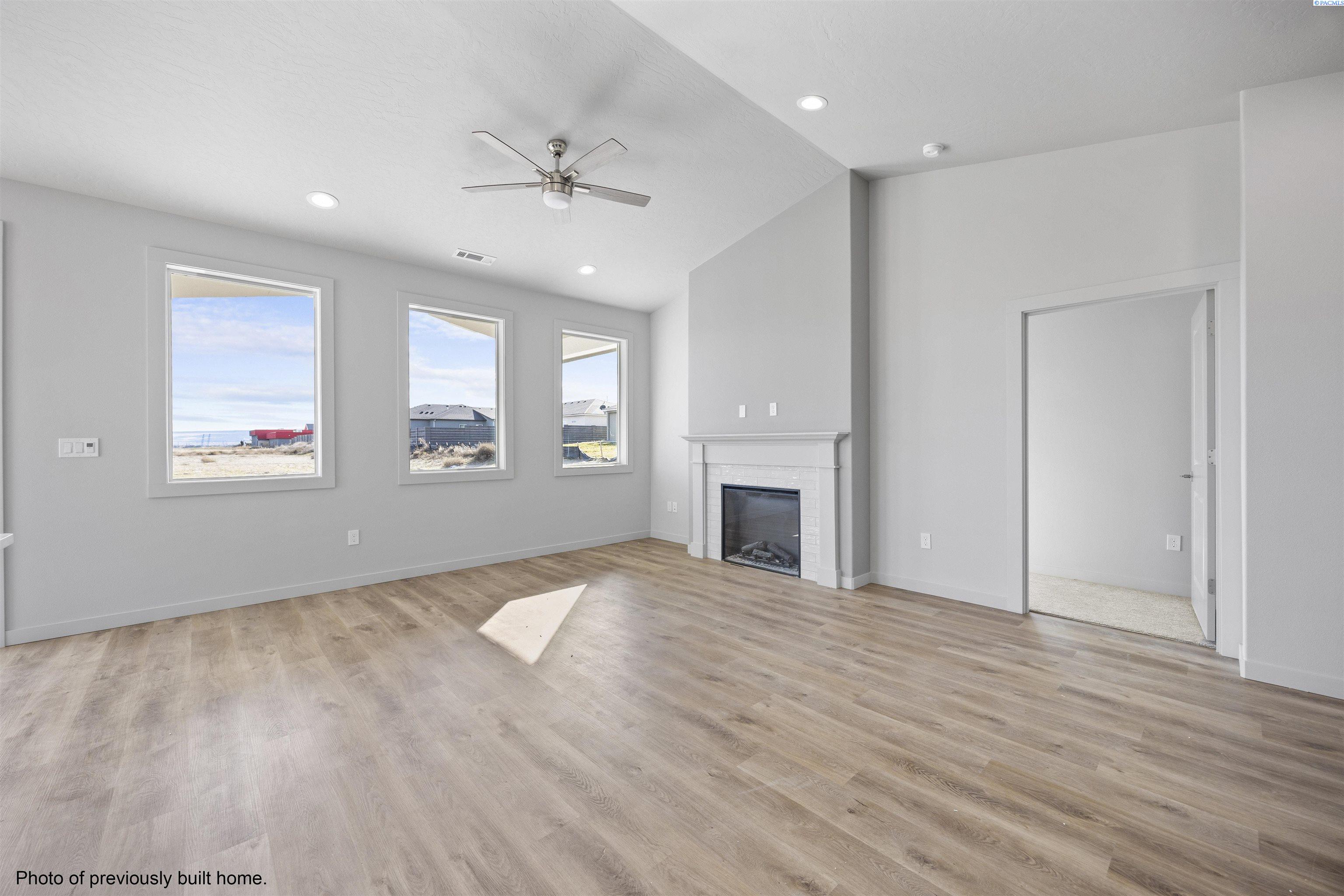 2905 Cross Ct, Pasco, WA 99301