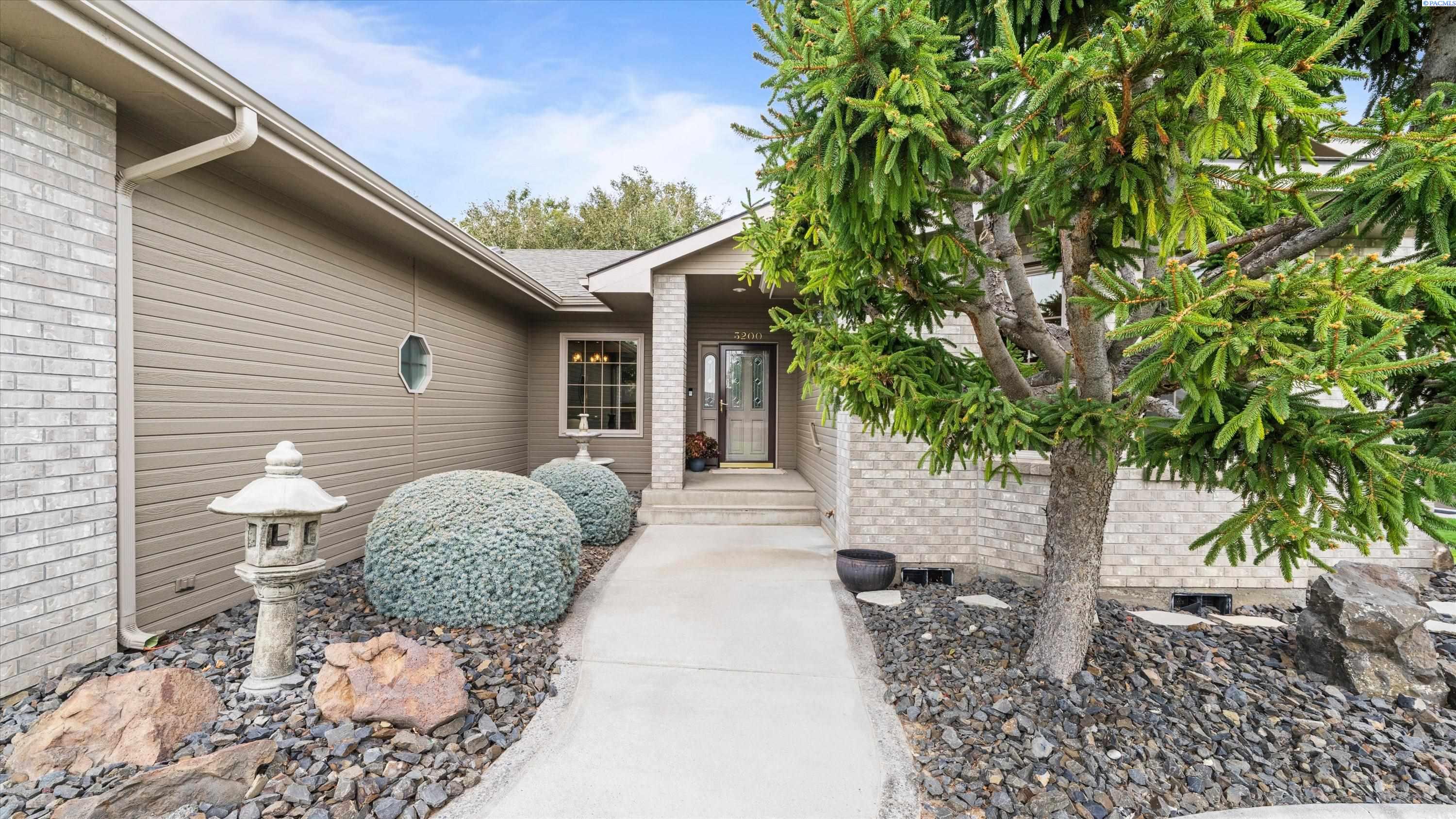 3200 S Johnson Pl, Kennewick, WA 99337