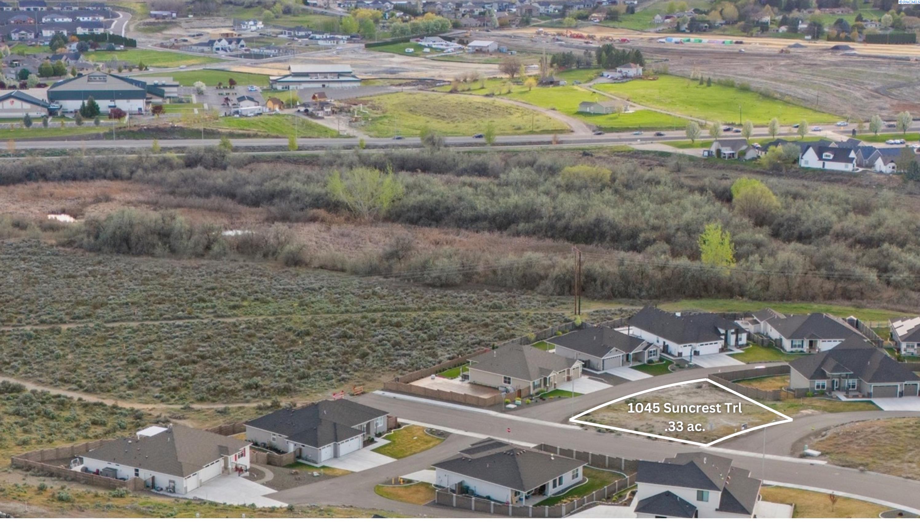1045 Suncrest Trl, Richland, WA 99352