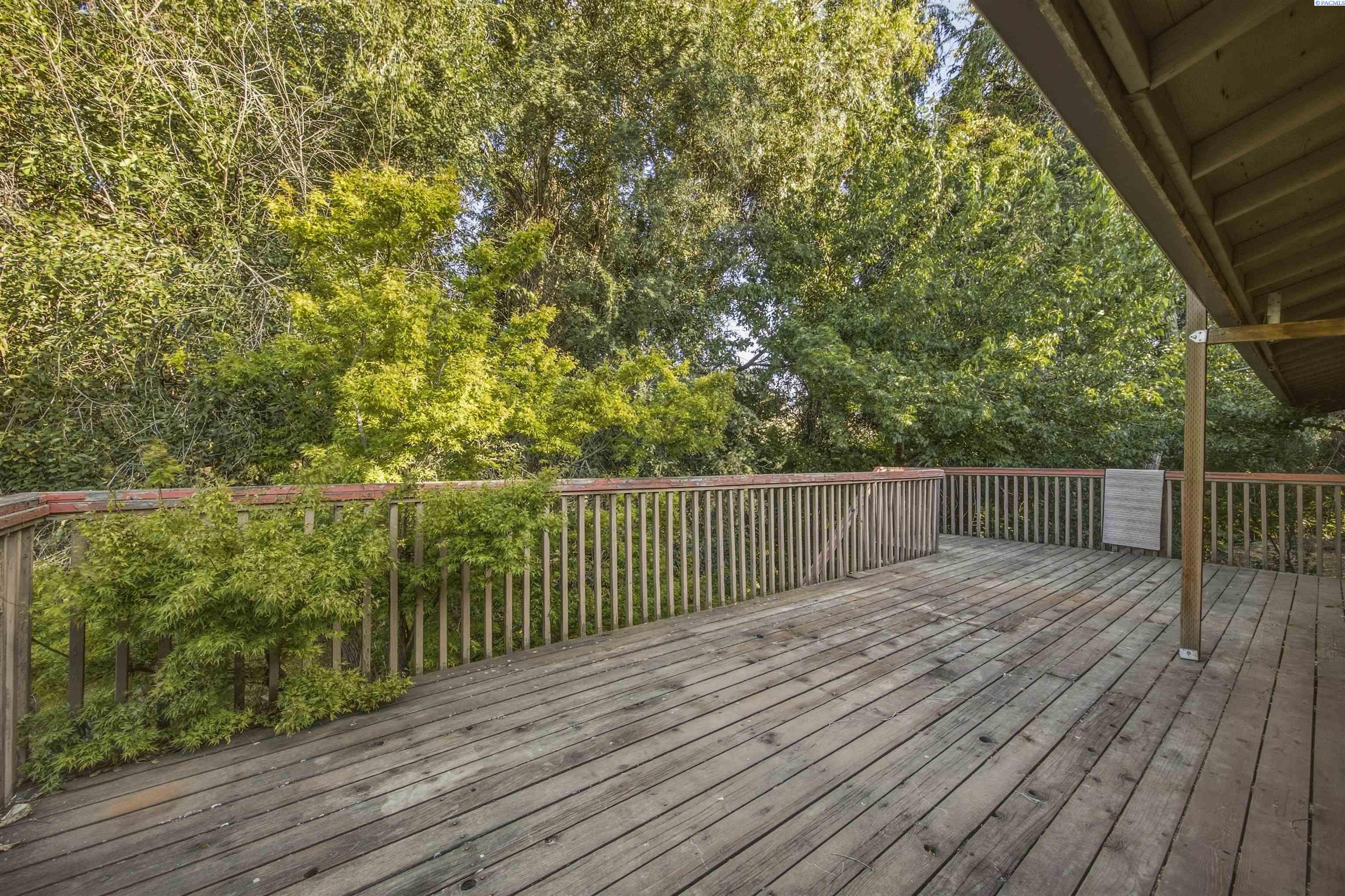 815 S Anderson St, Kennewick, WA 99336