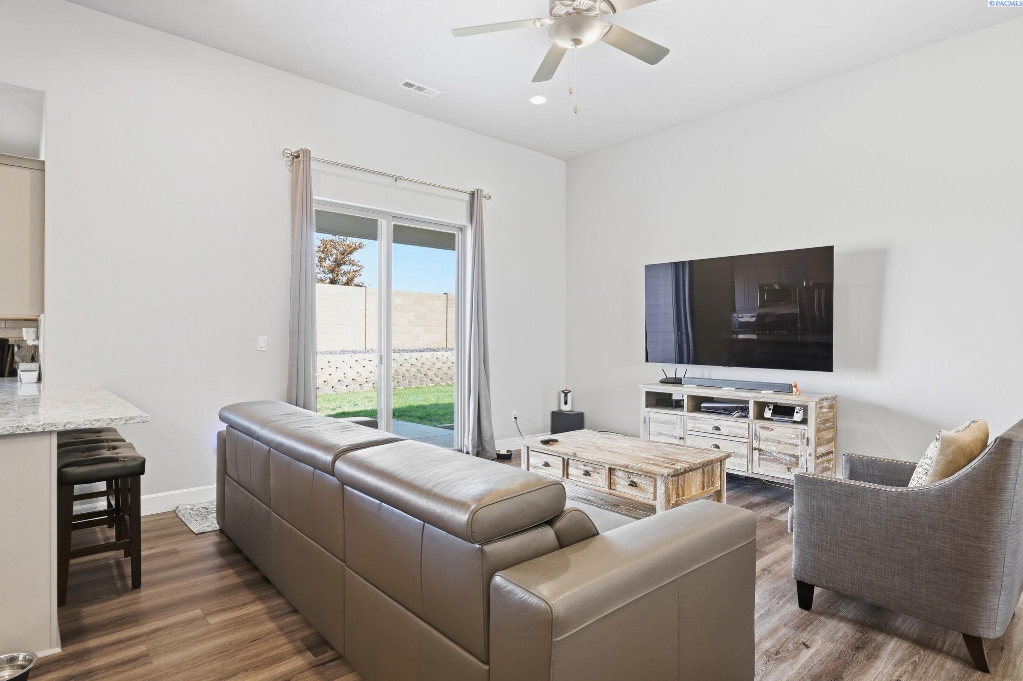 7207 Courtney Ct, Pasco, WA 99301