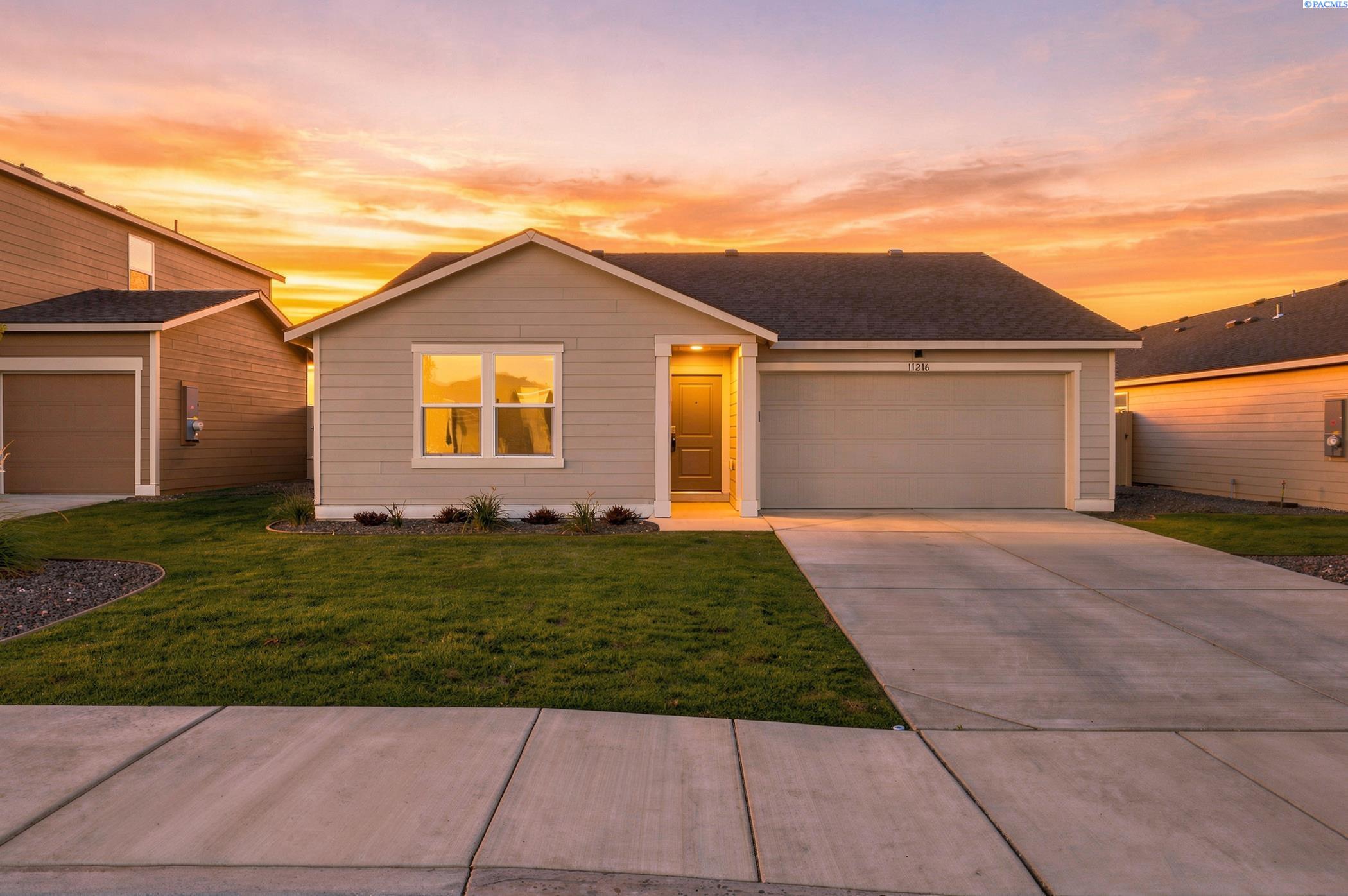 11216 Nottingham Dr, Pasco, WA 99301