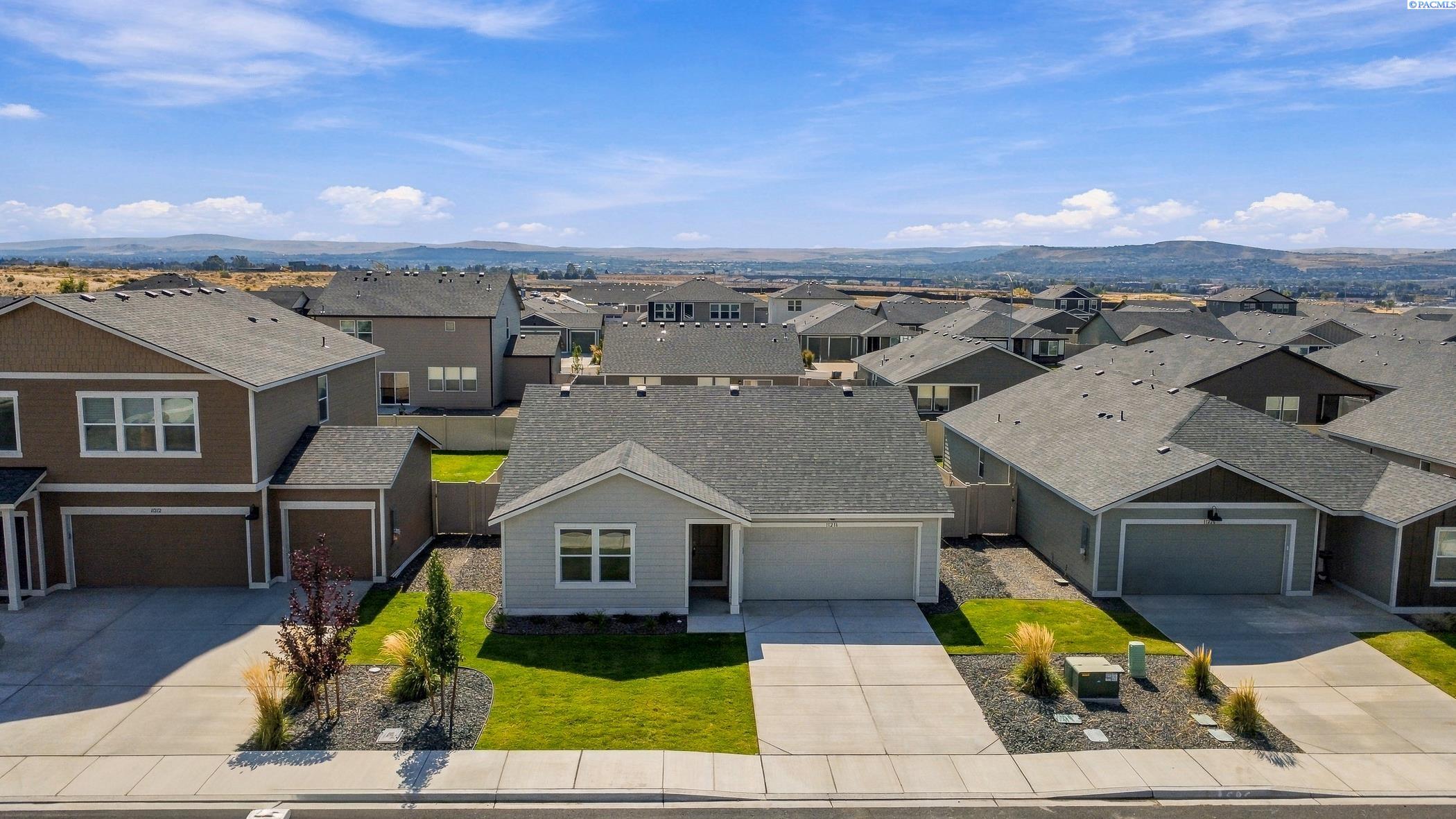 11216 Nottingham Dr, Pasco, WA 99301