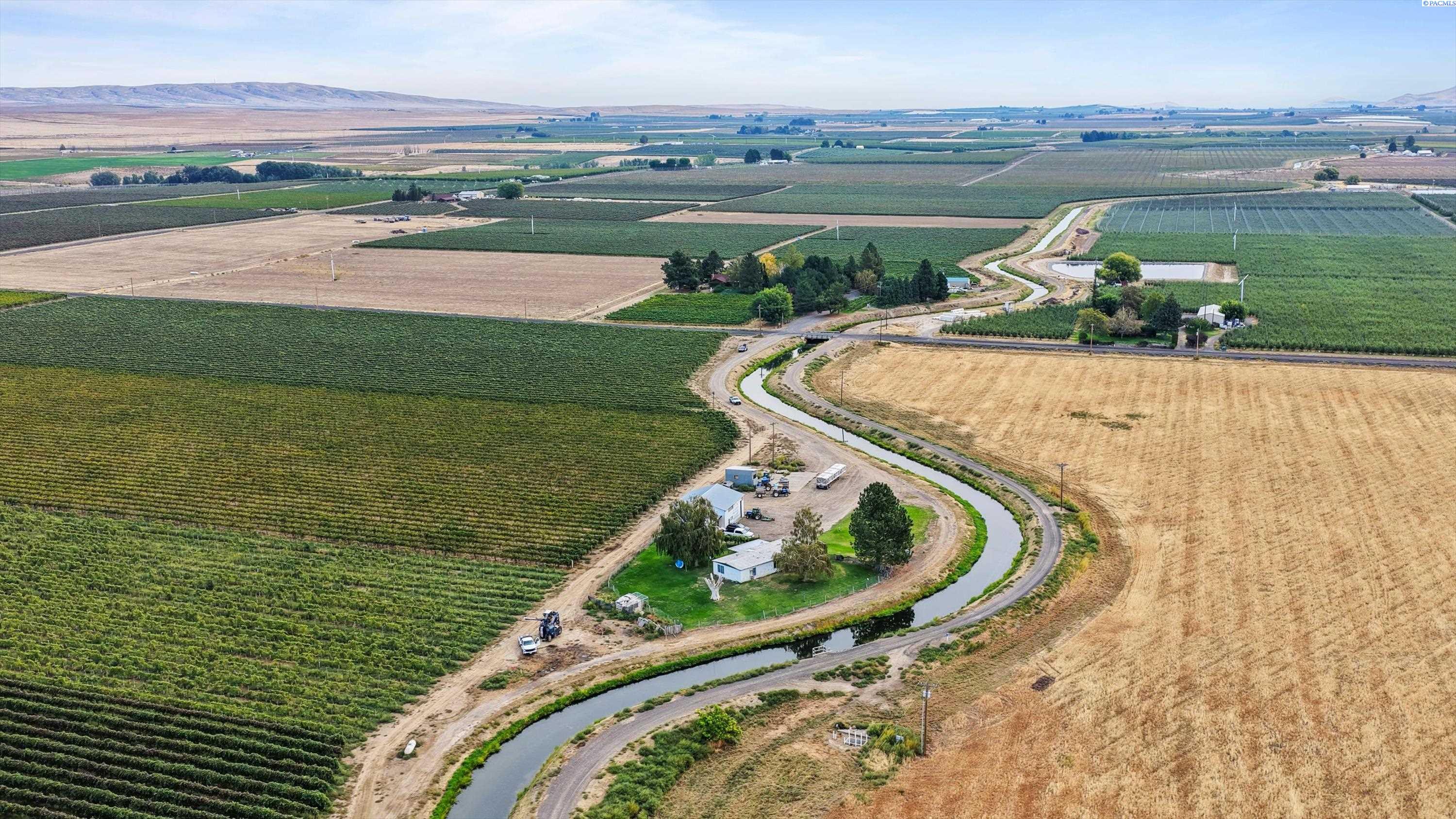46608 N Gap Rd, Prosser, WA 99350