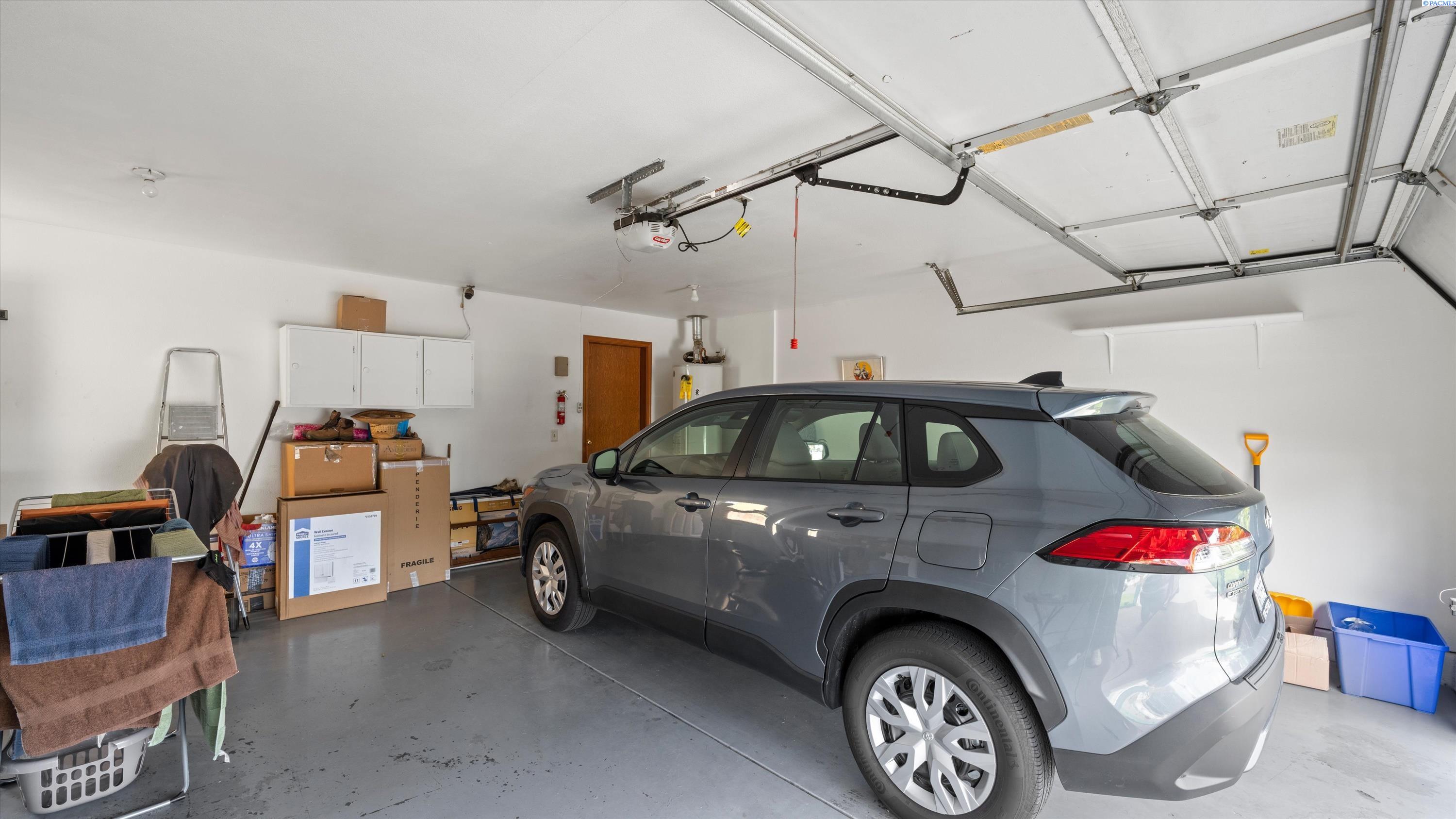4613 W Grand Ronde Ave, Kennewick, WA 99336