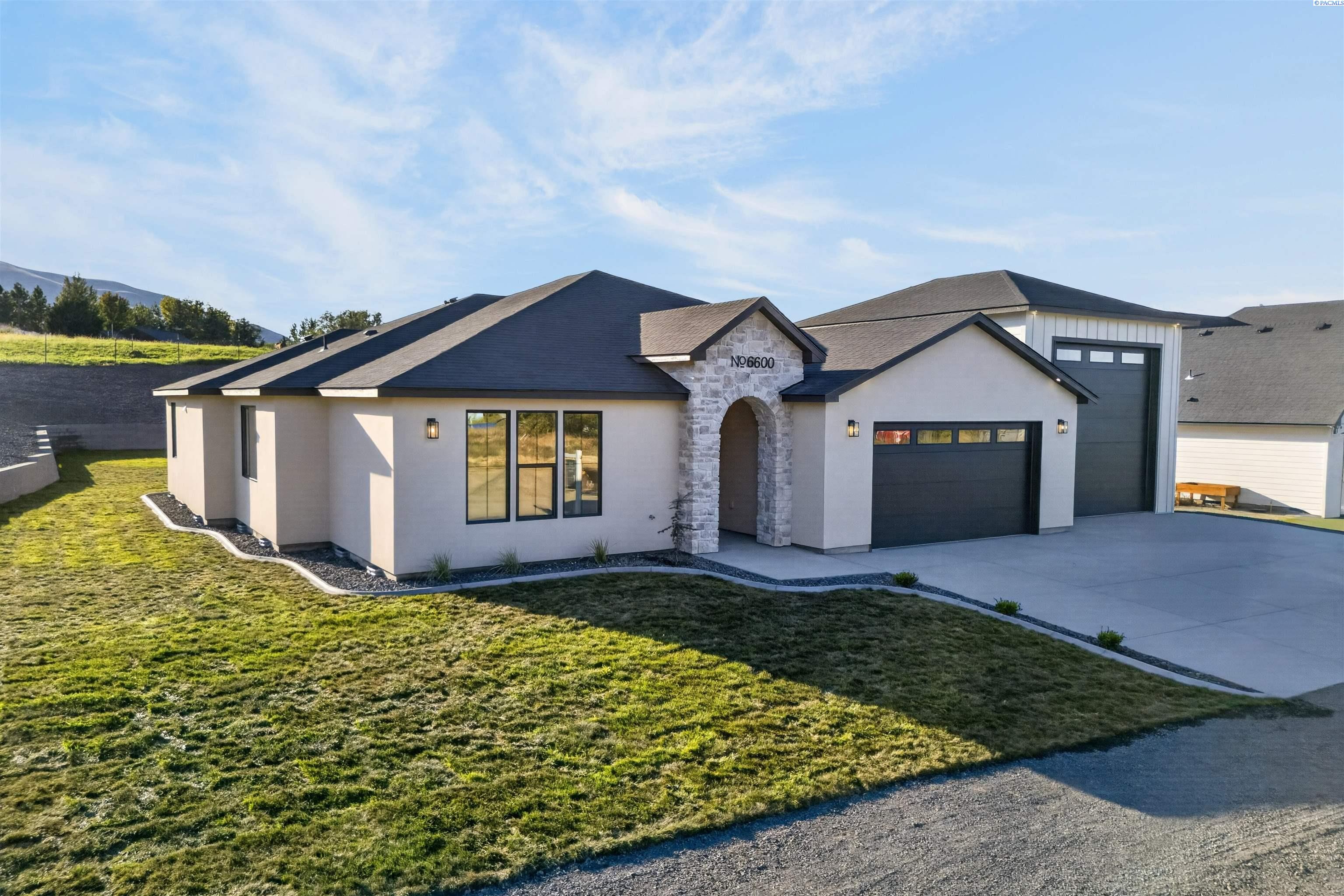 6600 E 2nd St, Benton City, WA 99320-9932