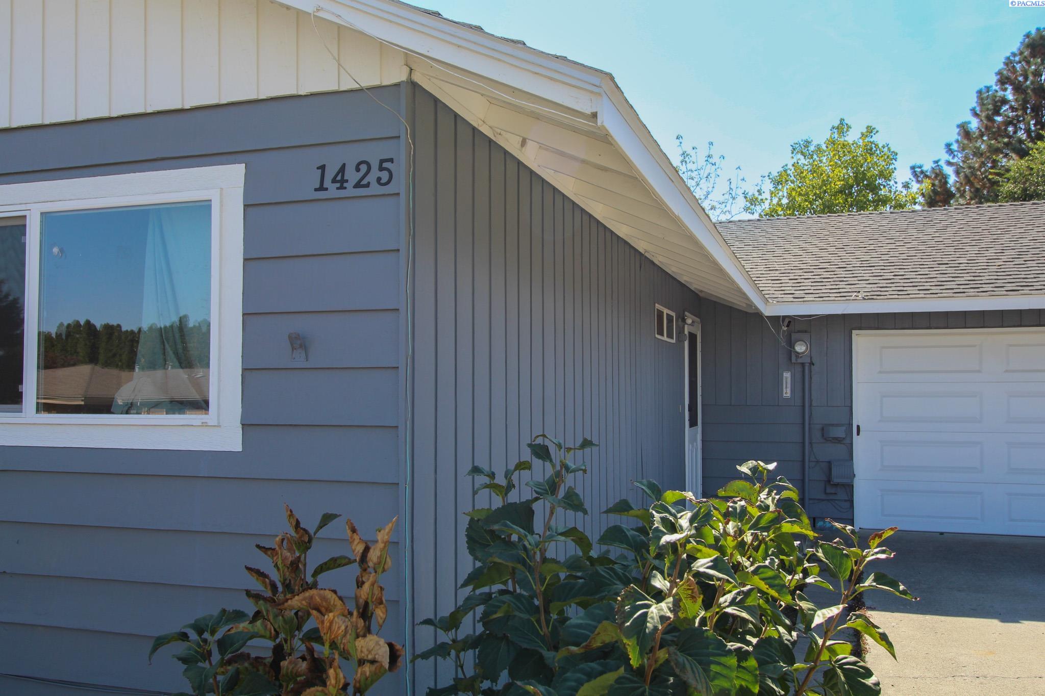 1425 W 7th Ave, Kennewick, WA 99336