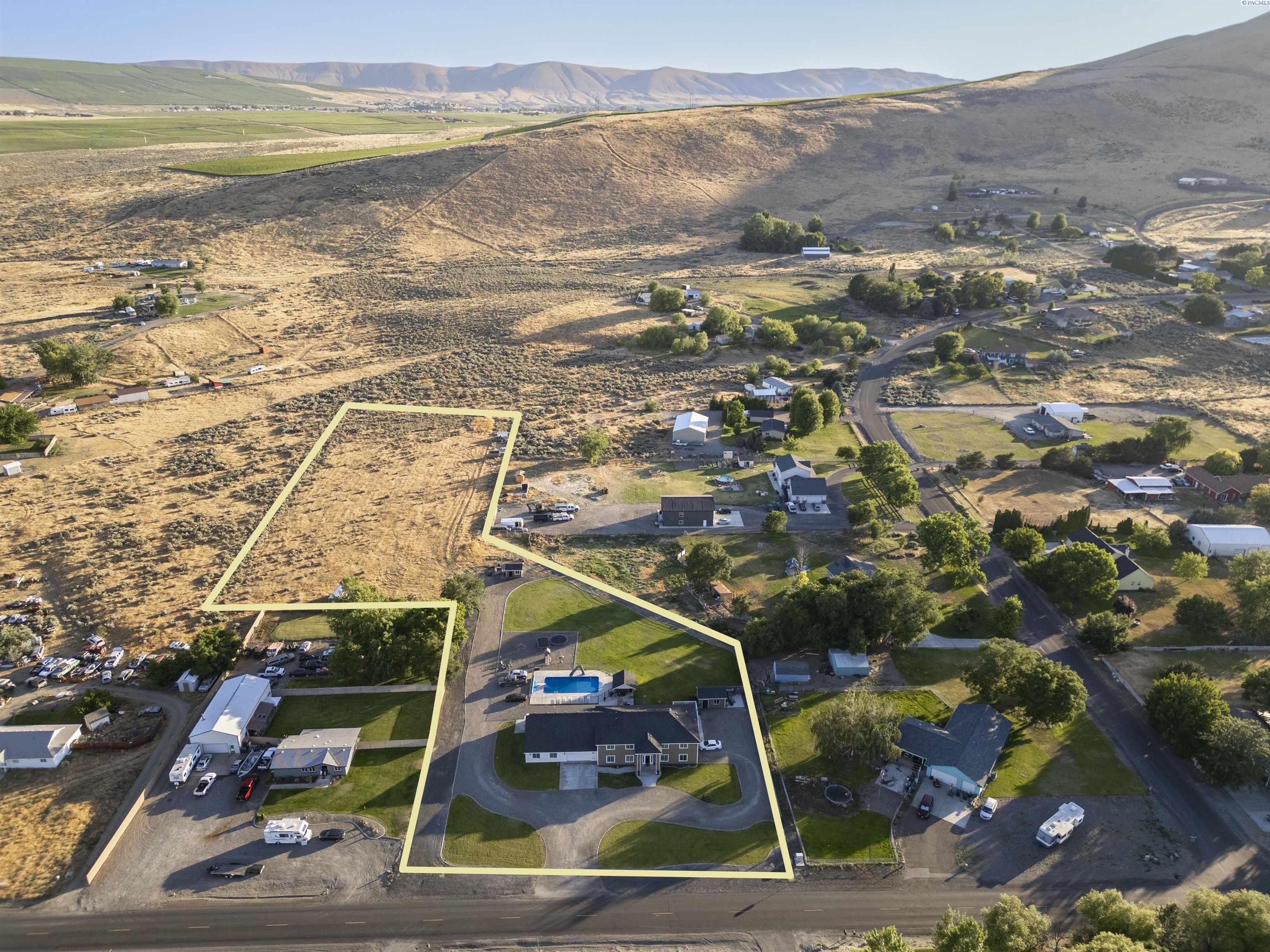 43705 E Red Mountain Rd, Benton City, WA 99320