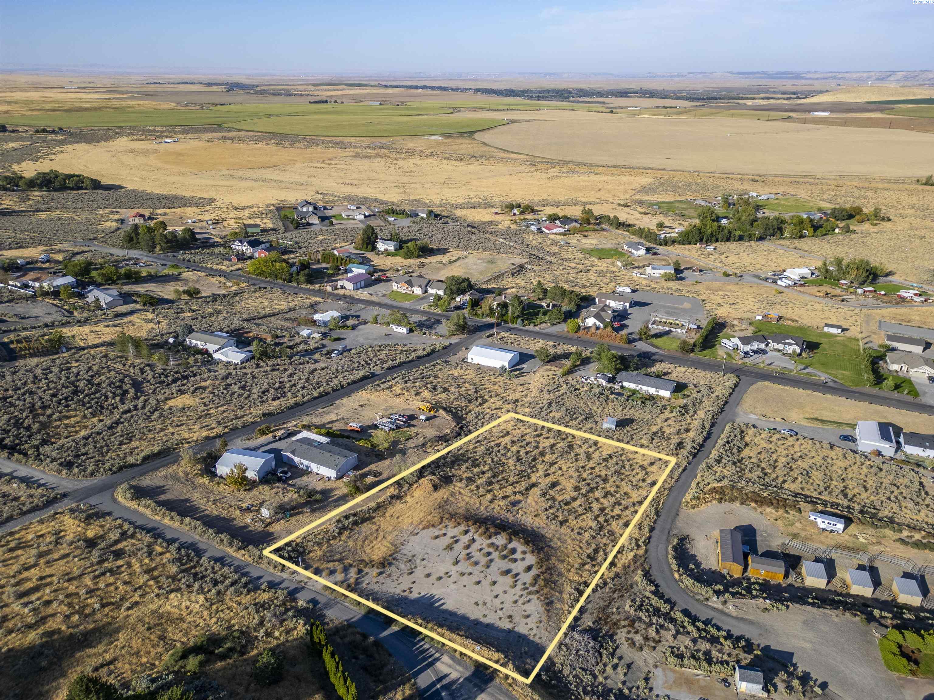 57691 N 339 Pr Ne, Benton City, WA 99320