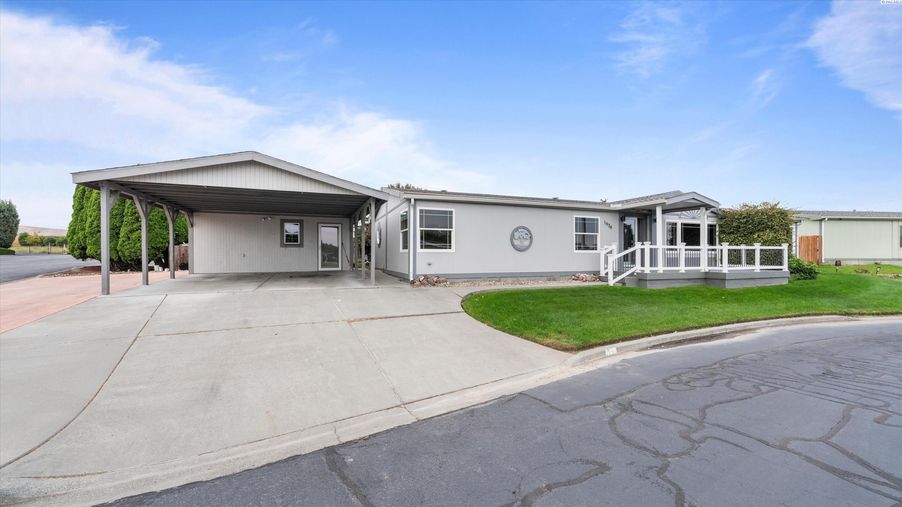 1634 S Dennis Pl, Kennewick, WA 99337