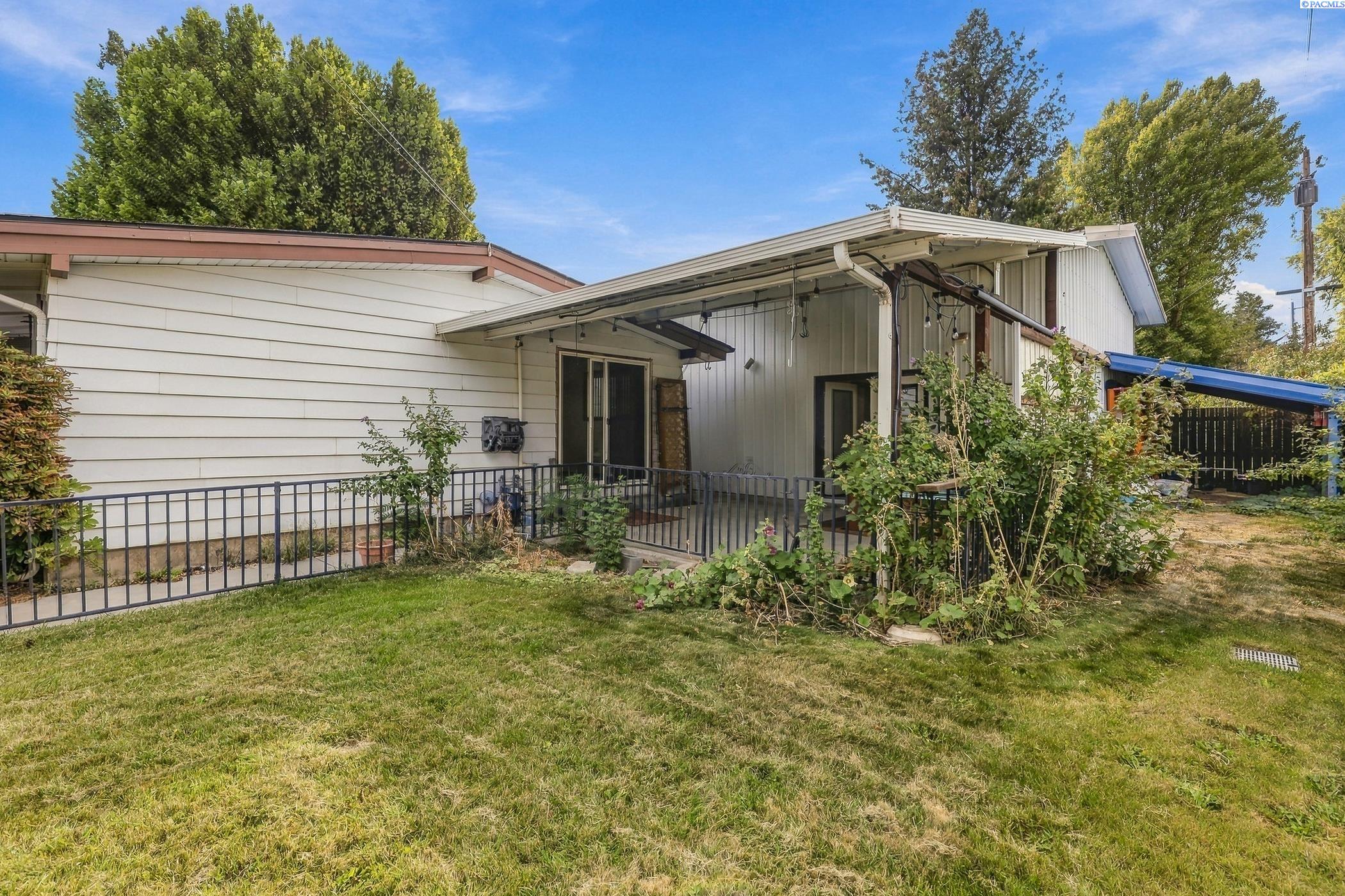 424 S Dawes, Kennewick, WA 99336