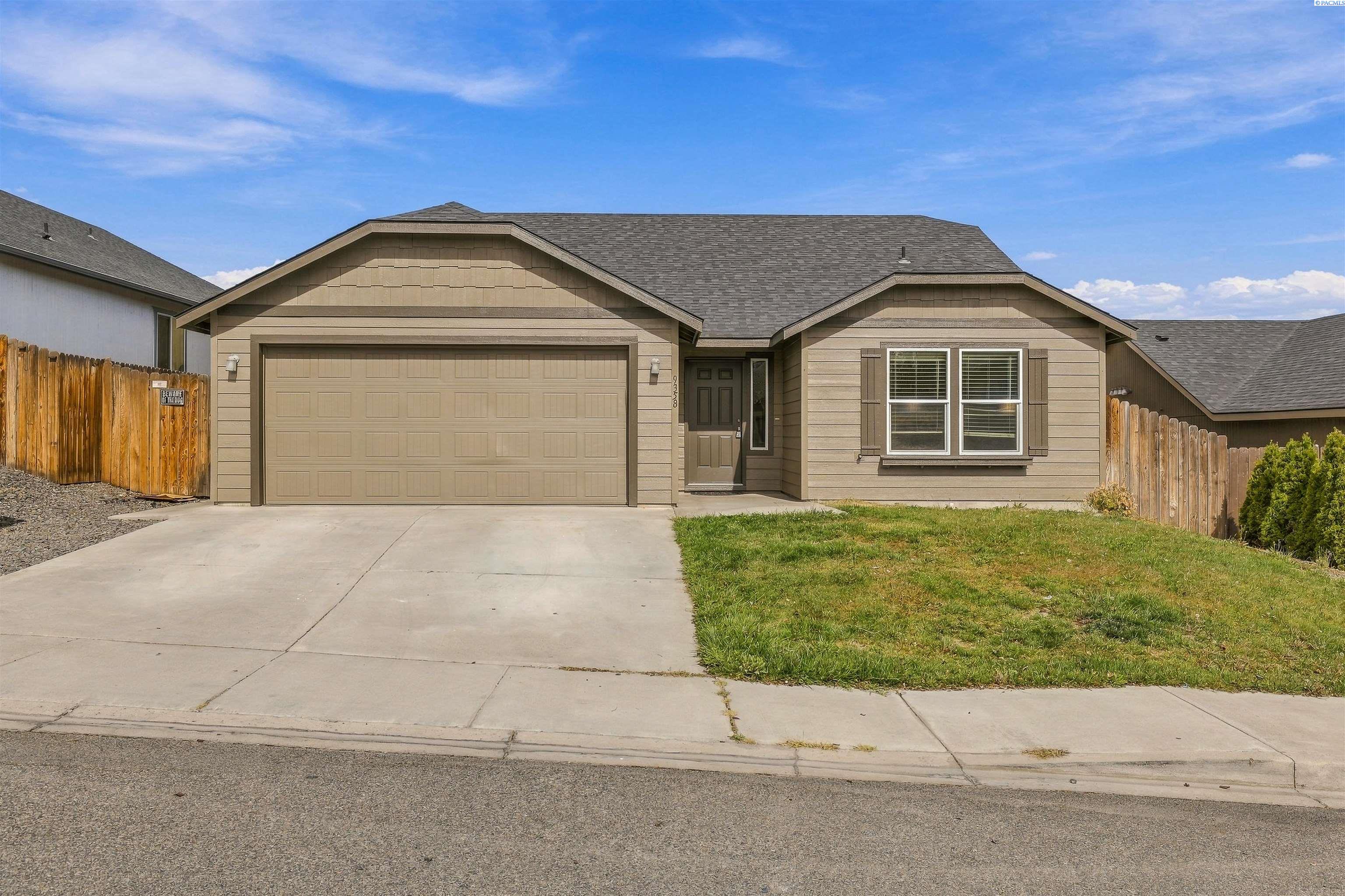 9358 W 8th Pl, Kennewick, WA 99336