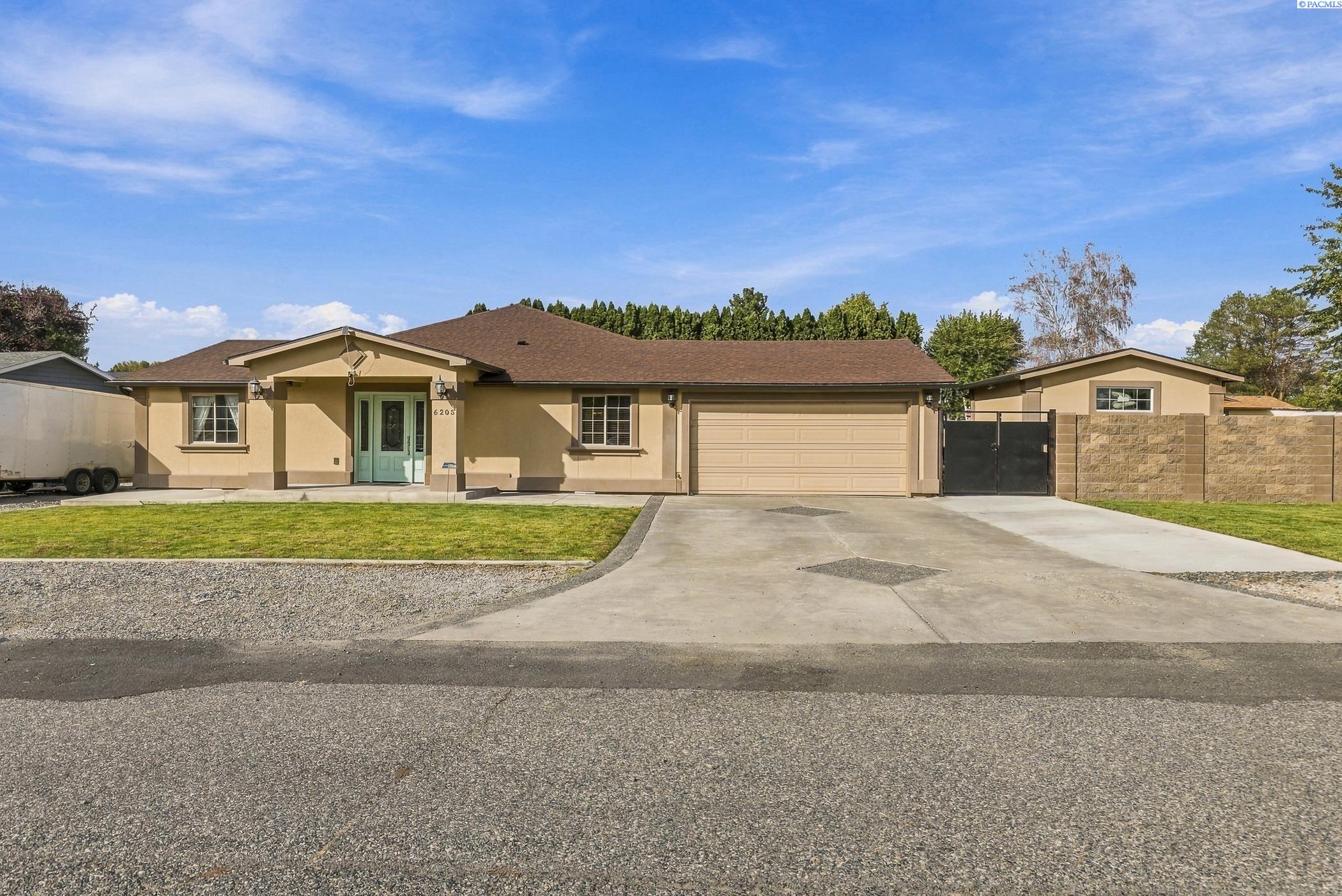 6205 Melville Rd, Pasco, WA 99301