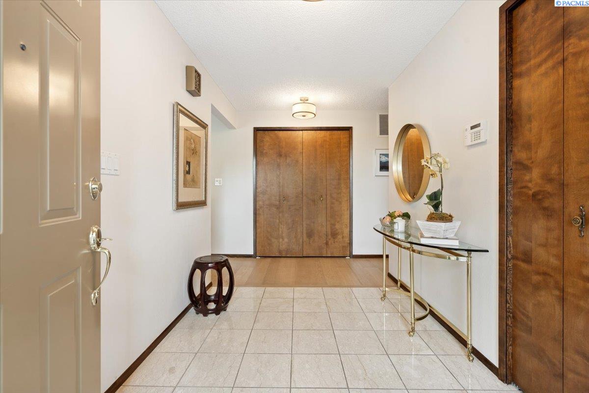 1801 Crestline Dr, Walla Walla, WA 99362