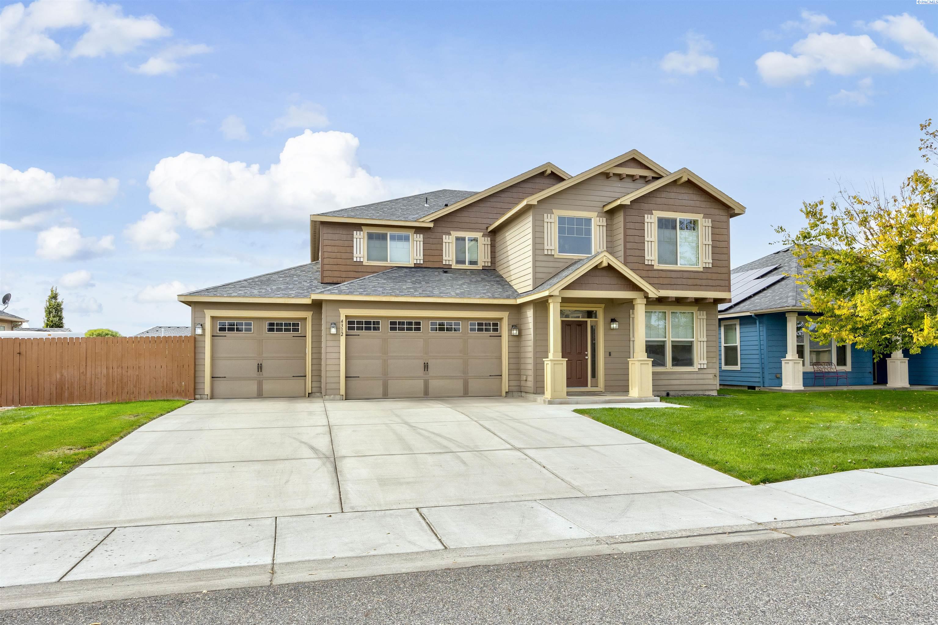 4312 St Paul Ln, Pasco, WA 99301