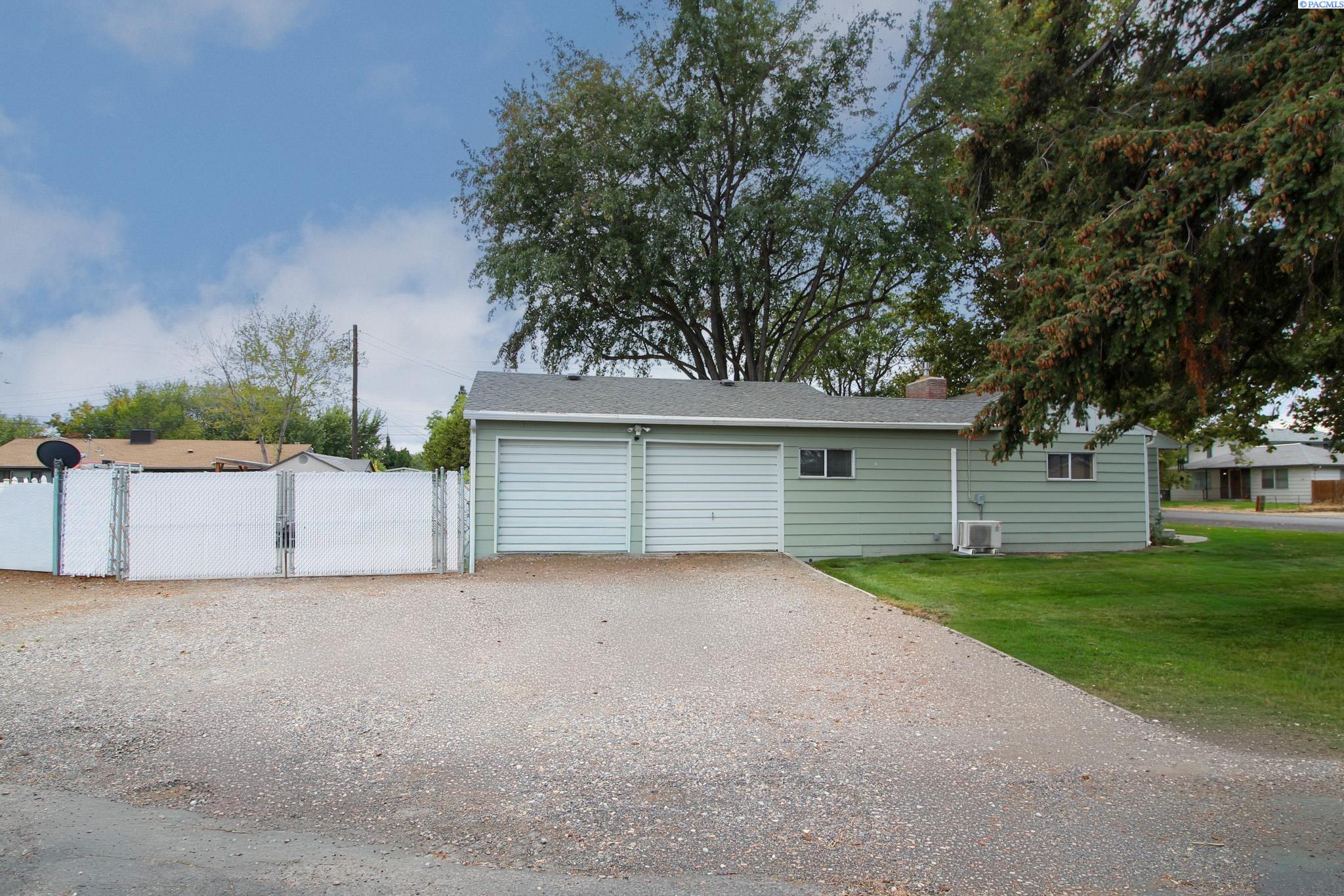 315 S Harrison St, Kennewick, WA 99336