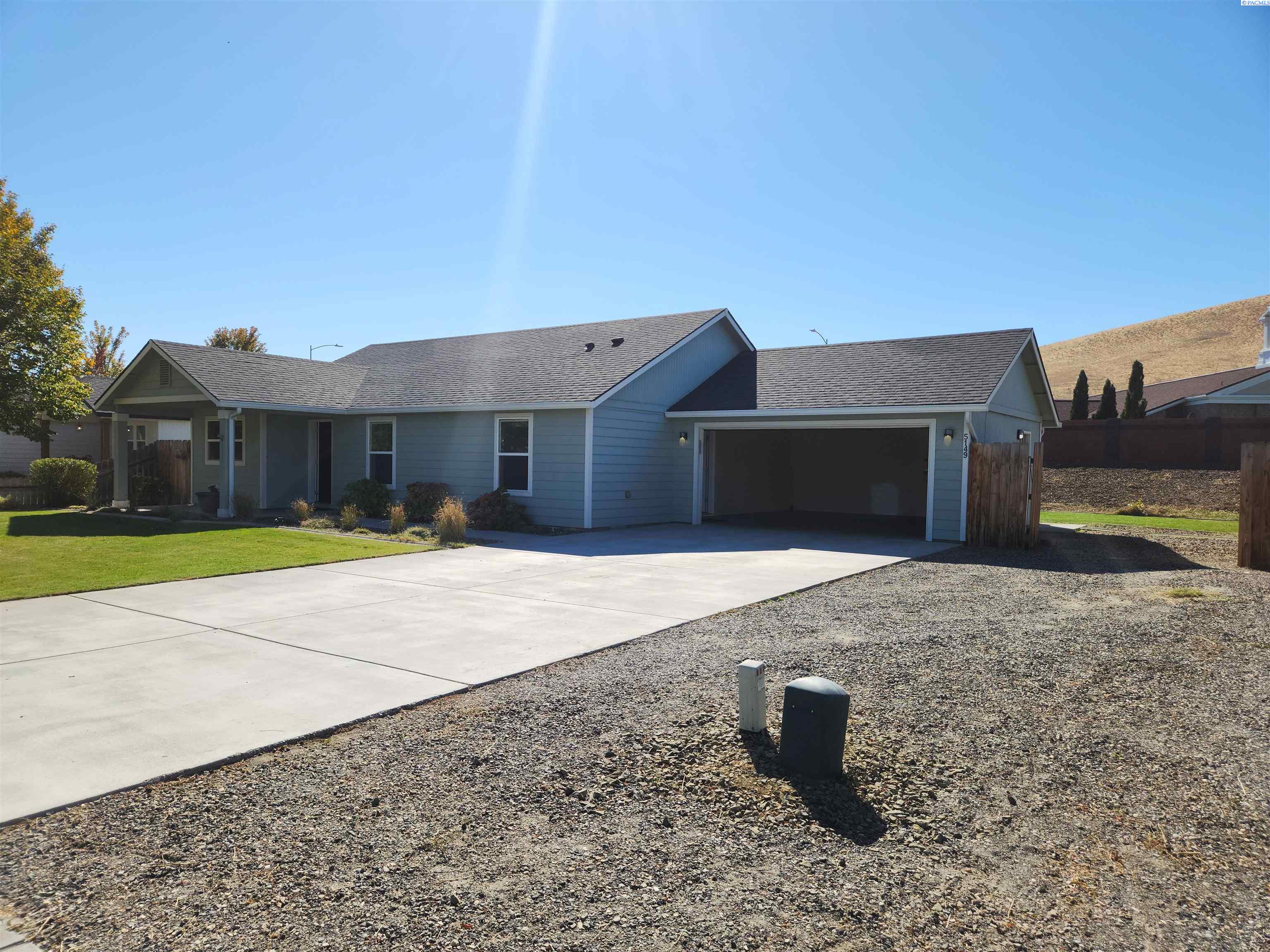 5149 Pinehurst St, West Richland, WA 99353