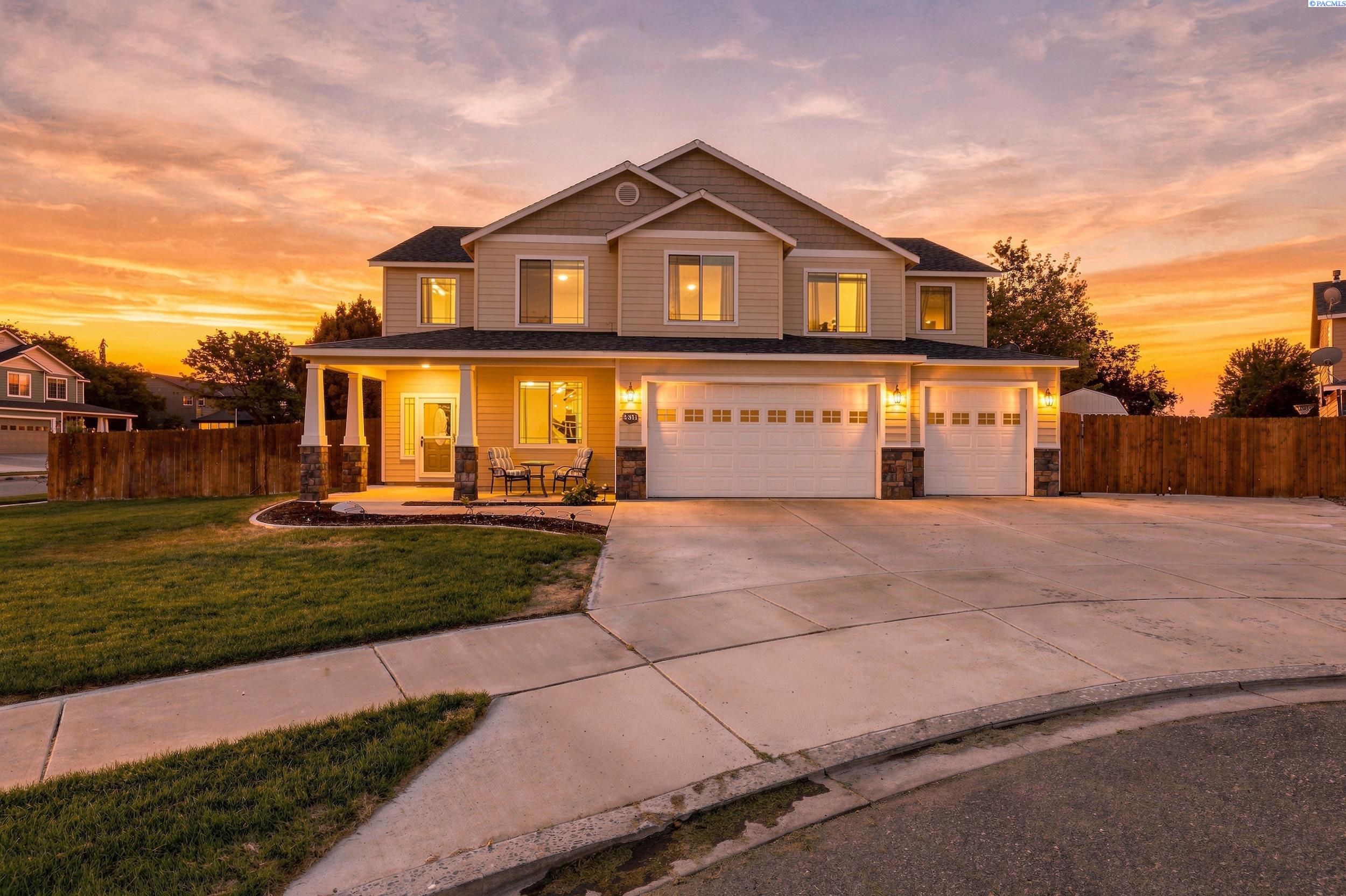 4811 Galicia Ct, Pasco, WA 99301