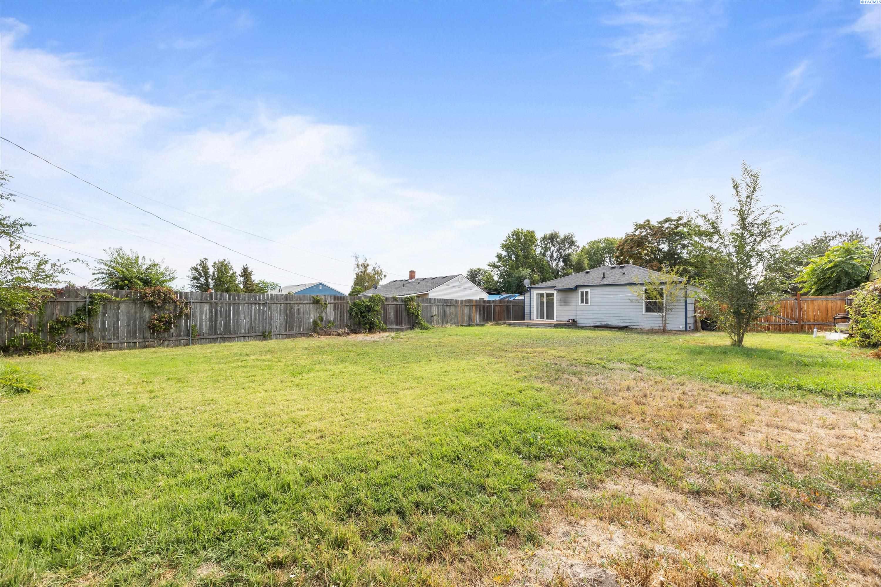 2314 W 4th Pl, Kennewick, WA 99336