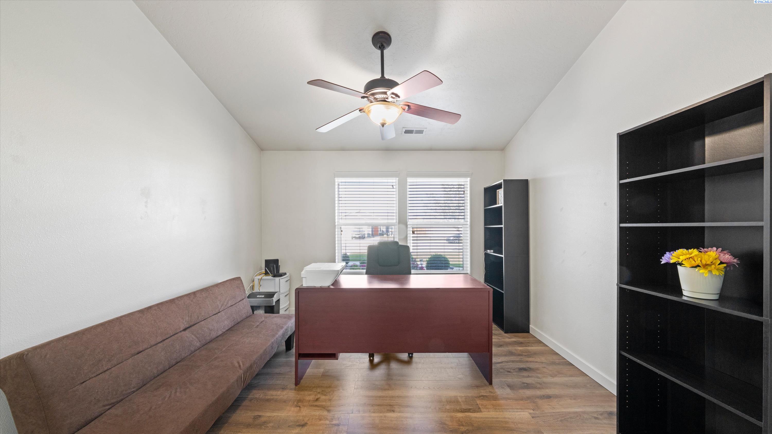 6019 Washougal Ln, Pasco, WA 99301