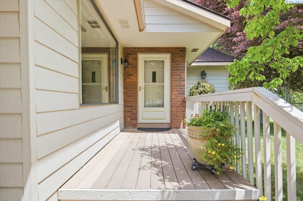 268 Piper St, Richland, WA 99352