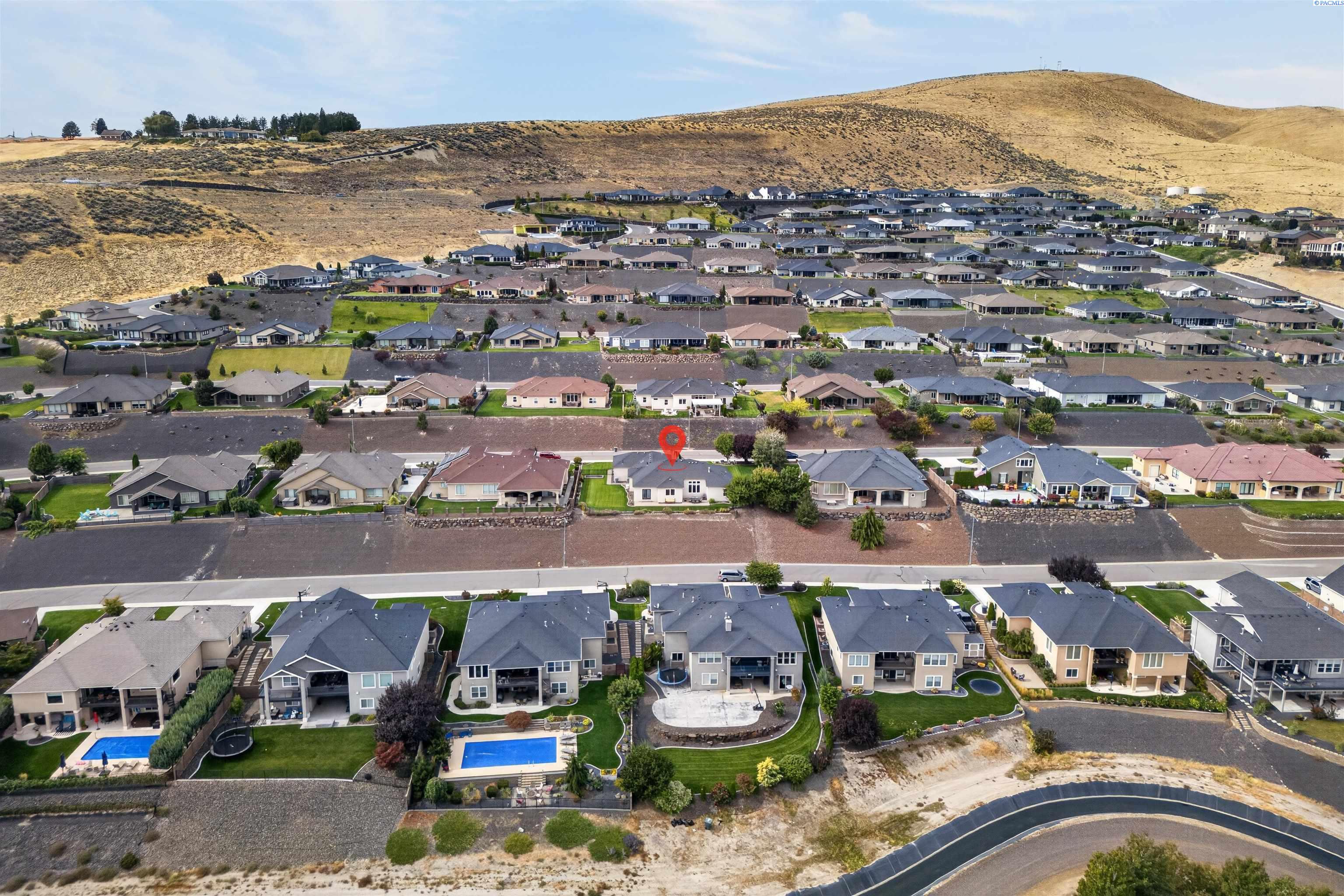 1642 Sicily Ln, Richland, WA 99352