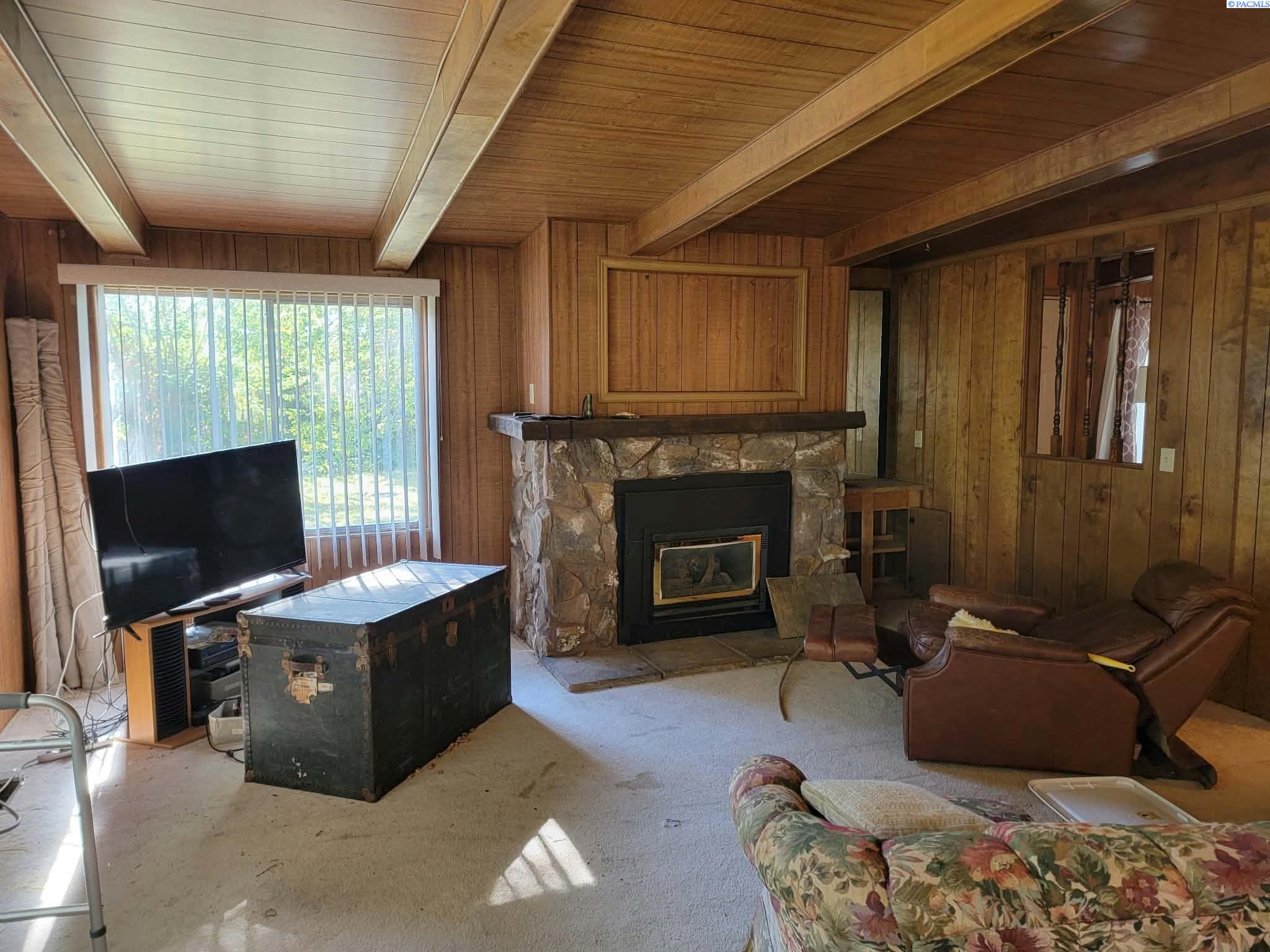 164908 W Old Inland Empire Hwy, Prosser, WA 99350