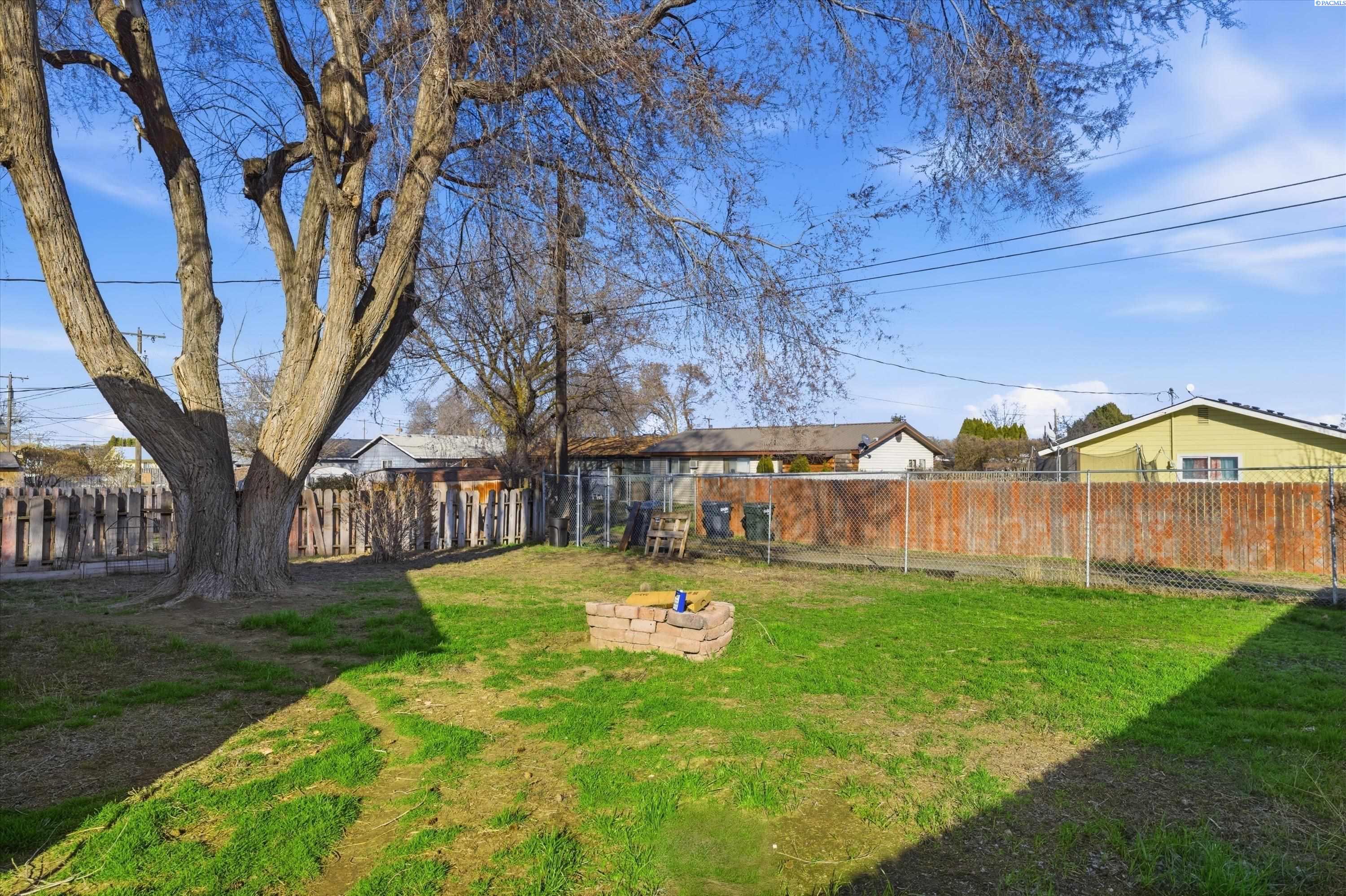 762 S 2nd Ave, Connell, WA 99326