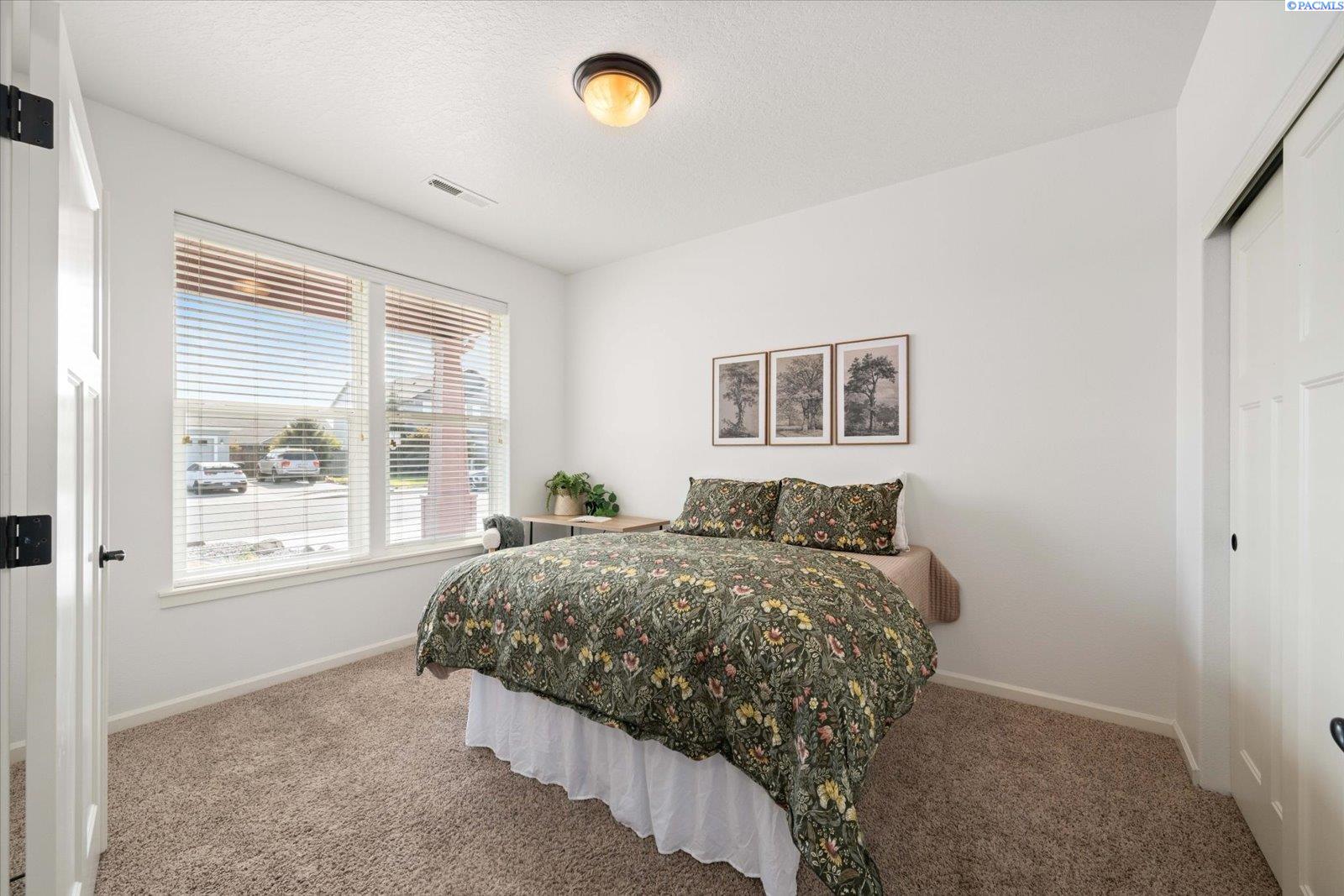9003 Durham Ct, Pasco, WA 99301