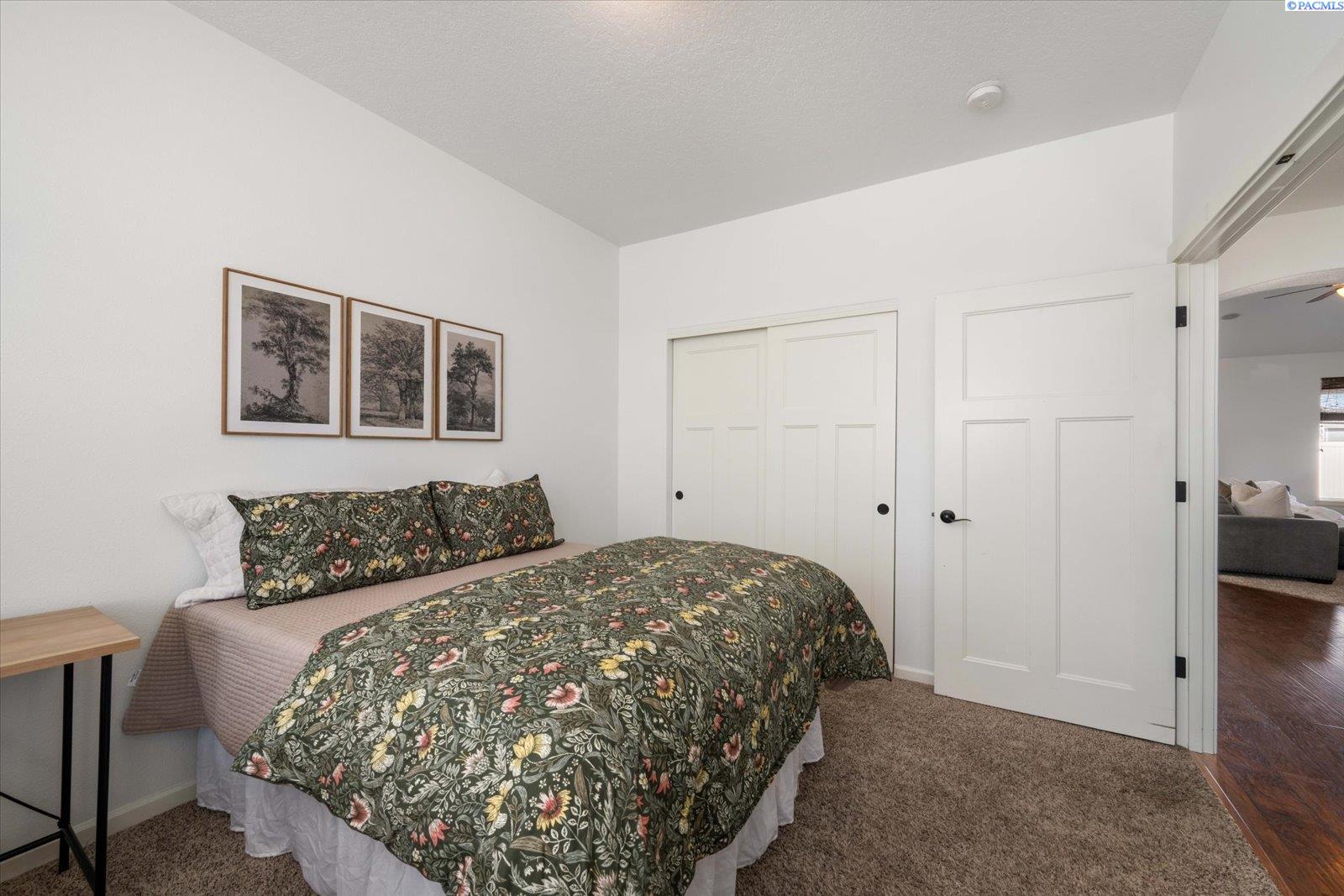 9003 Durham Ct, Pasco, WA 99301