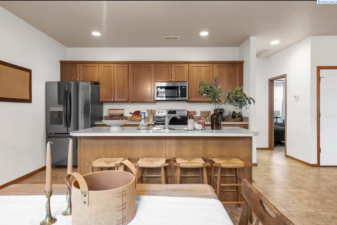 1915 S Neel St, Kennewick, WA 99338