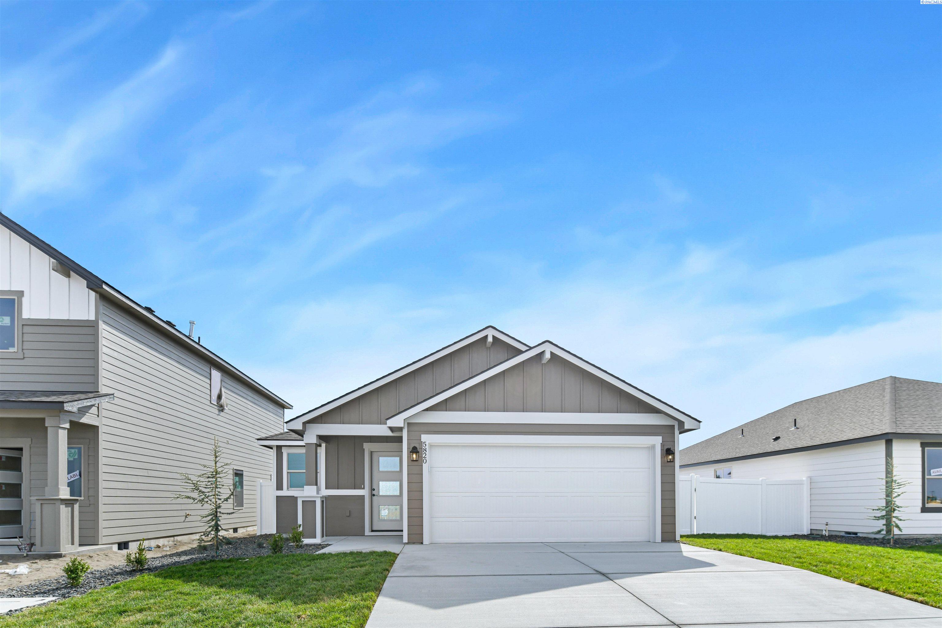 5820 Redtail Dr, Pasco, WA 99301