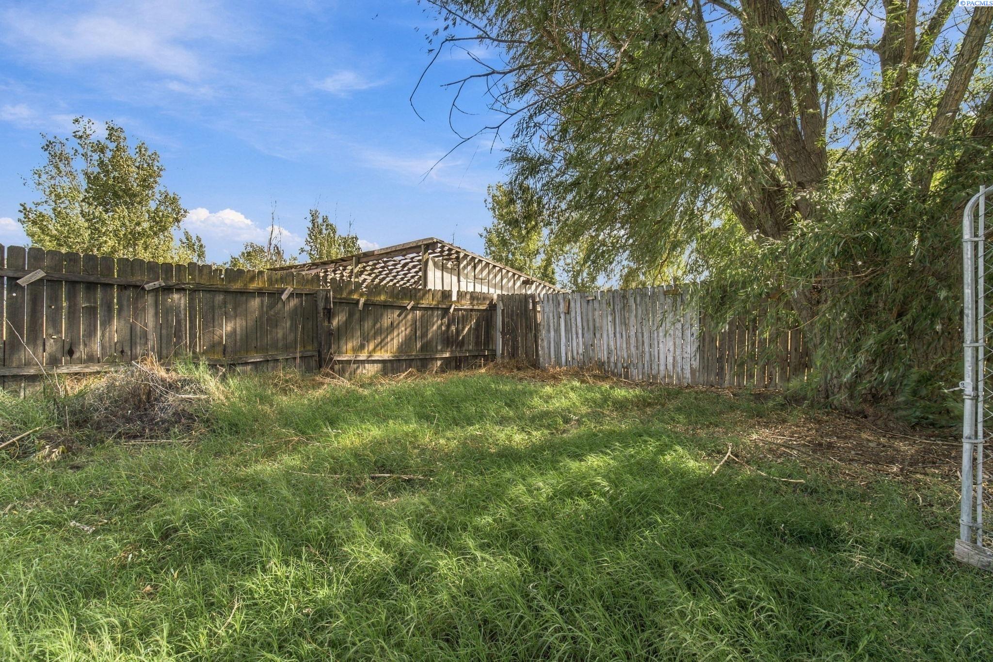 39606 S 2180 Pr Se, Kennewick, WA 99337
