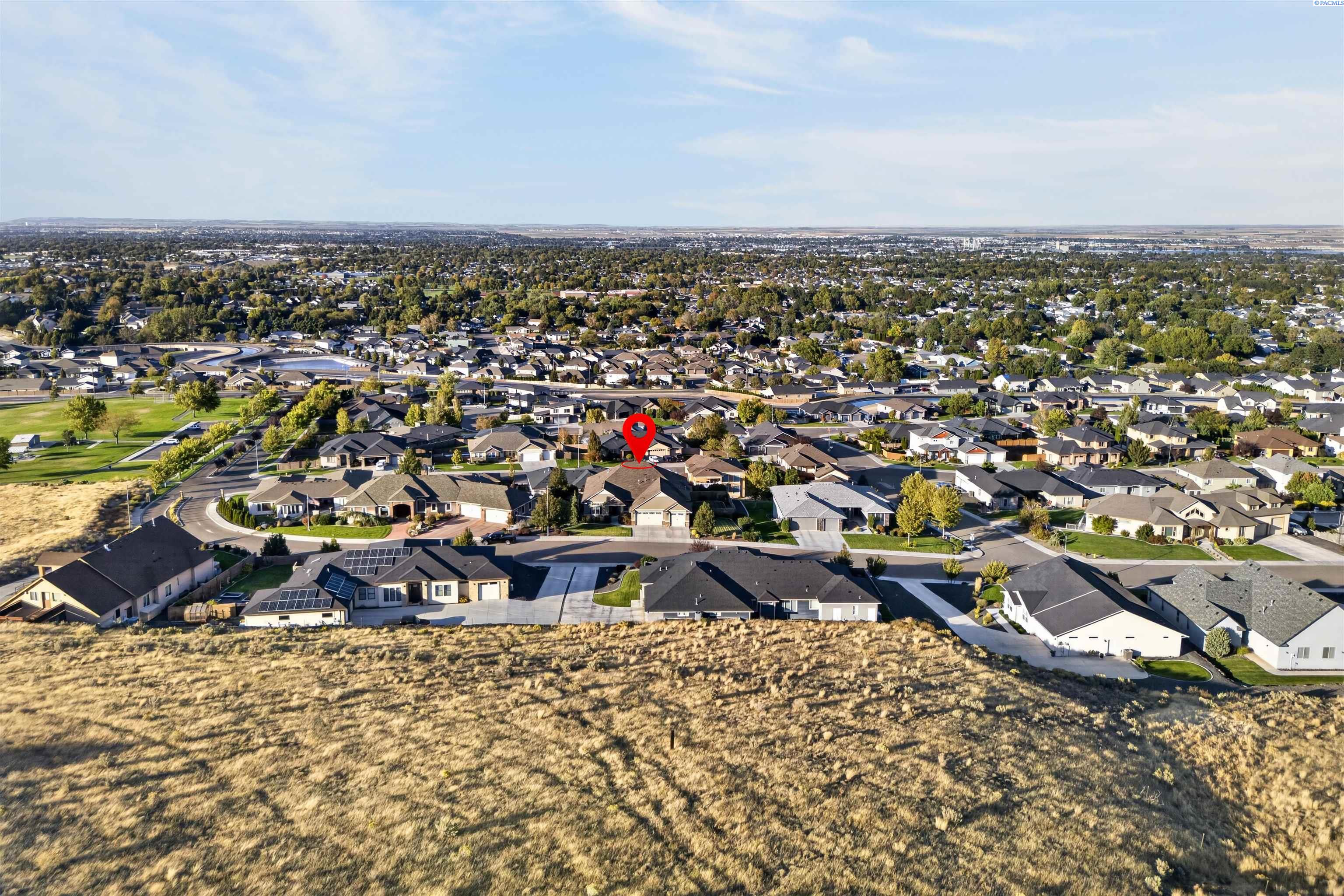 2410 W 51st Ave, Kennewick, WA 99337
