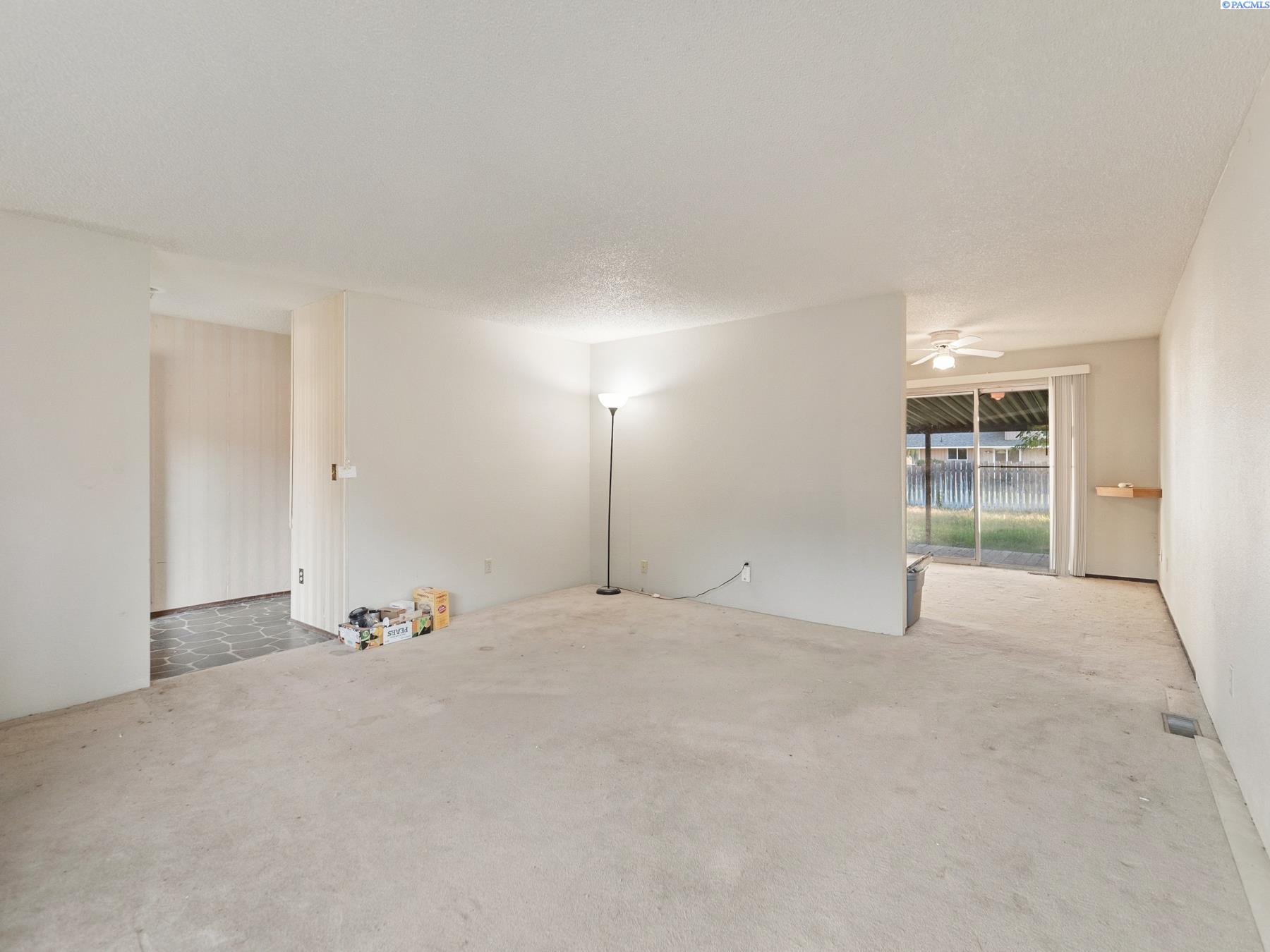 1109 Catskill St, Richland, WA 99354