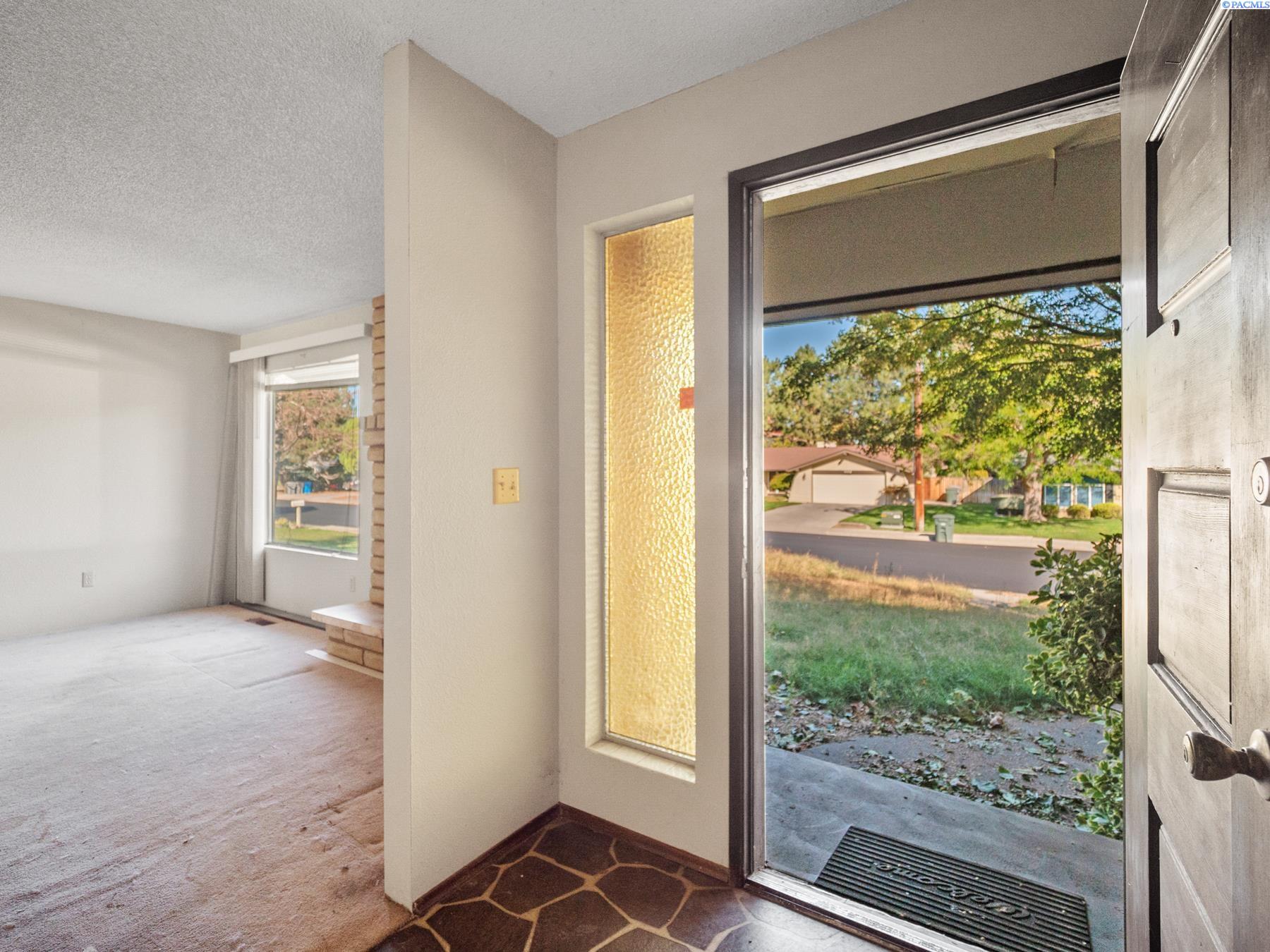 1109 Catskill St, Richland, WA 99354