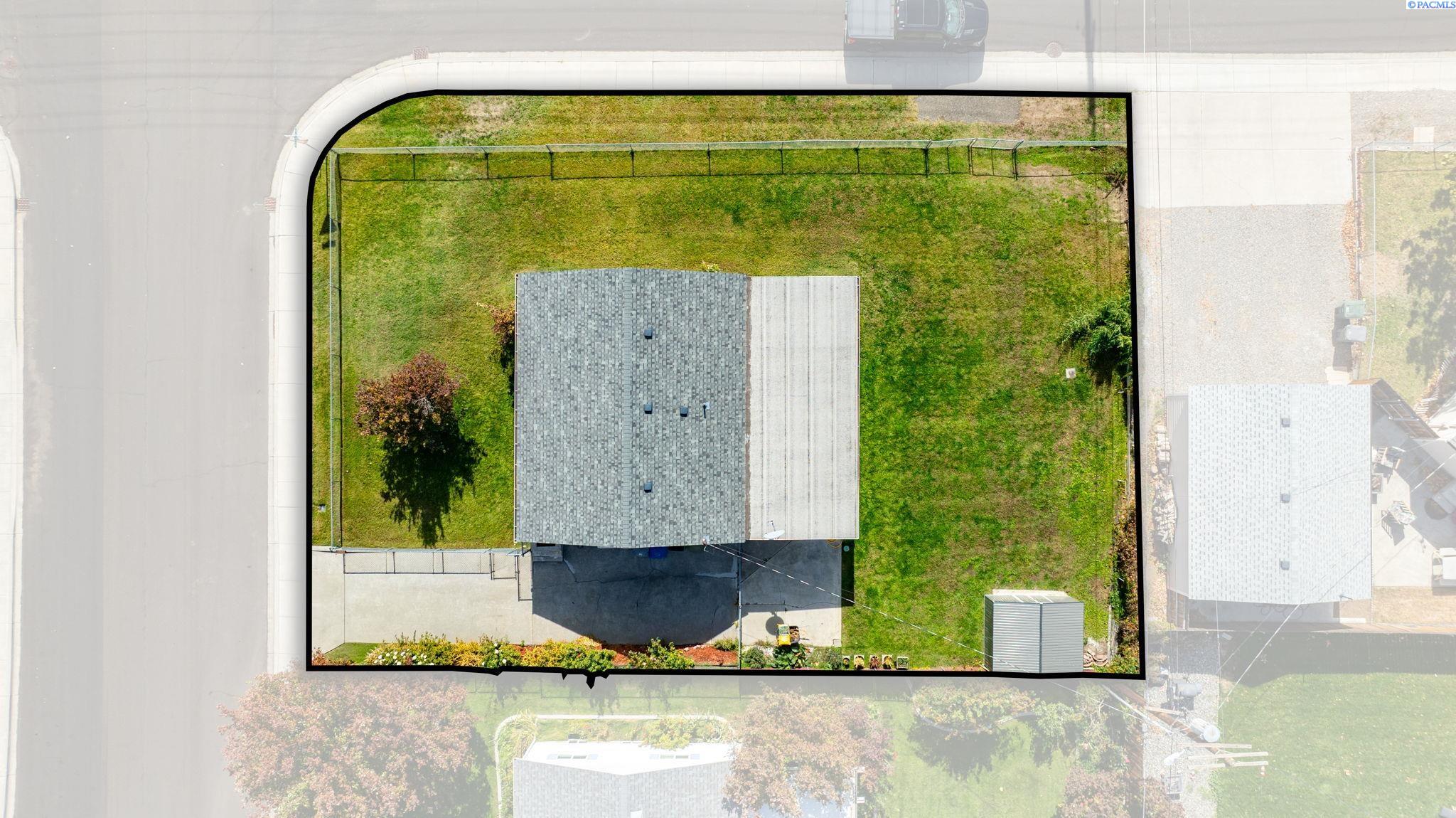 801 Willard Ave, Richland, WA 99352-3736