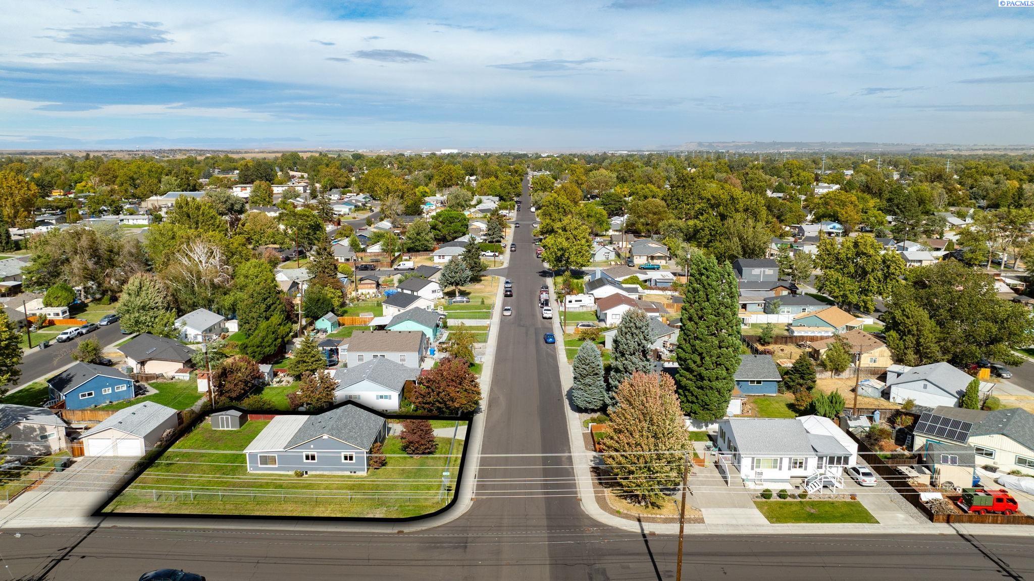 801 Willard Ave, Richland, WA 99352-3736