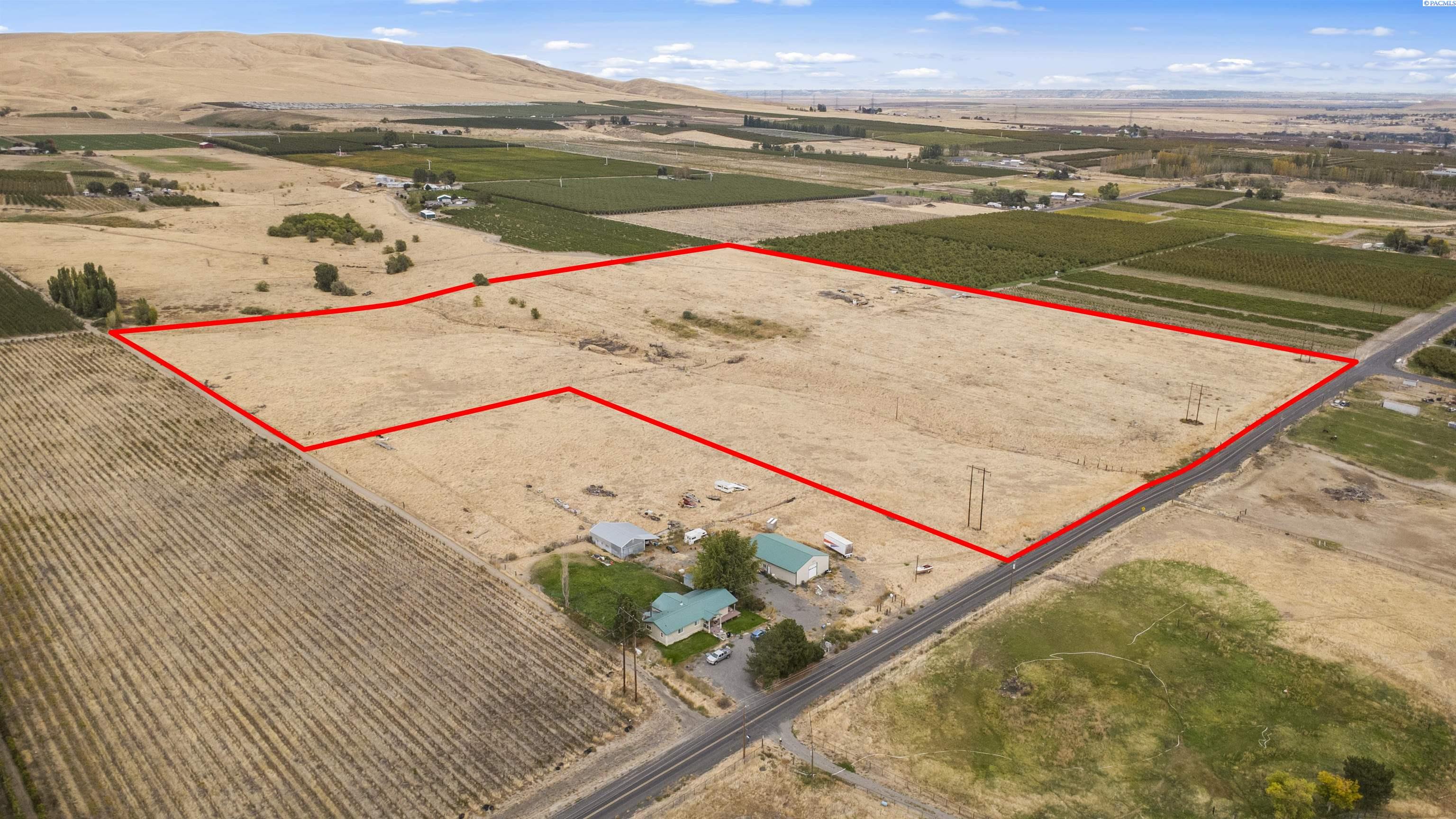 24334 W Kelly Rd, Benton City, WA 99320